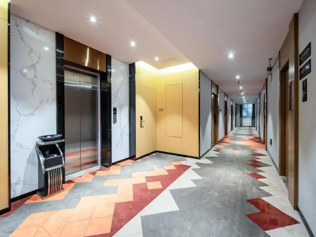 Borrman Hotel Nanning Anji Passenger Station Xijin Metro Station Borrman Hotel Nanning Anji Passenger Station Xijin Metro Station