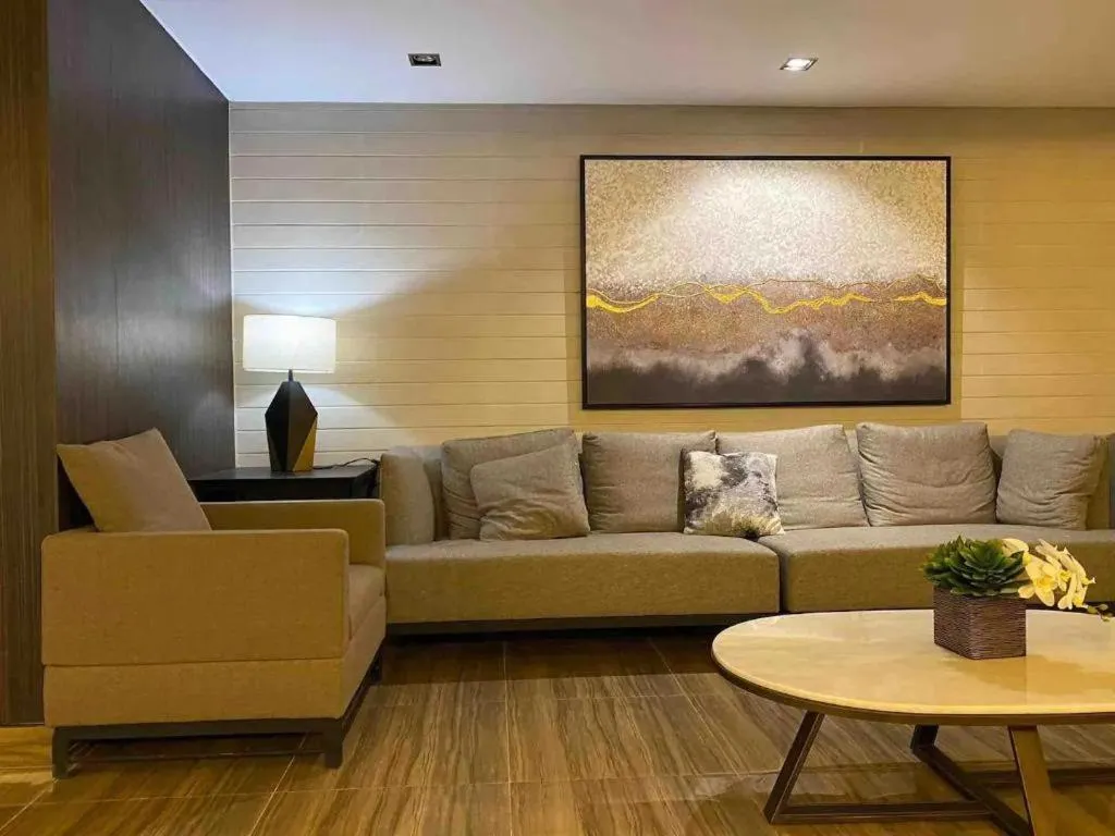 Staycations Up Above 4 Modern 1BR @ Air