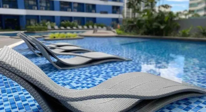 Staycations Up Above 4 Modern 1BR @ Air