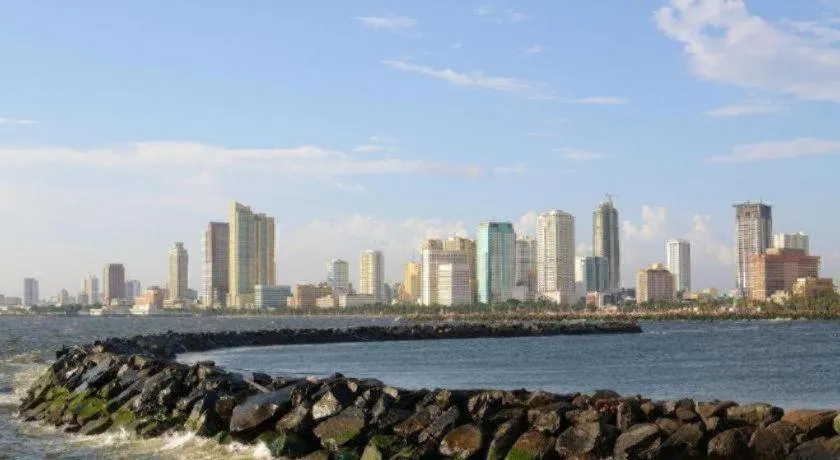 RedDoorz @ P3K Suites Manila