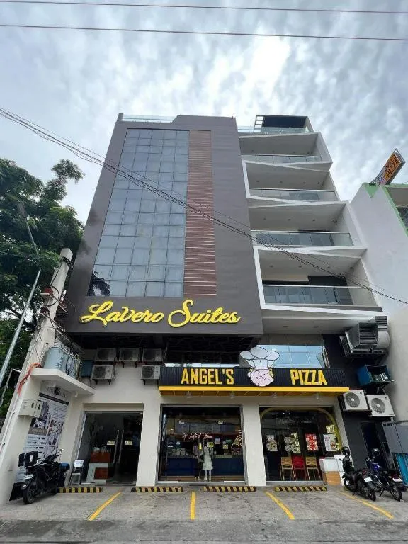 LAVERO SUITES