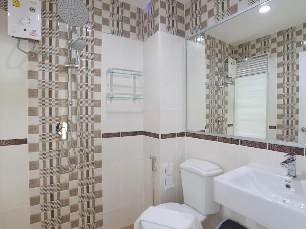 B2 Suan Luang Rama 9 Srinakarin 42 Boutique & Budget Hotel