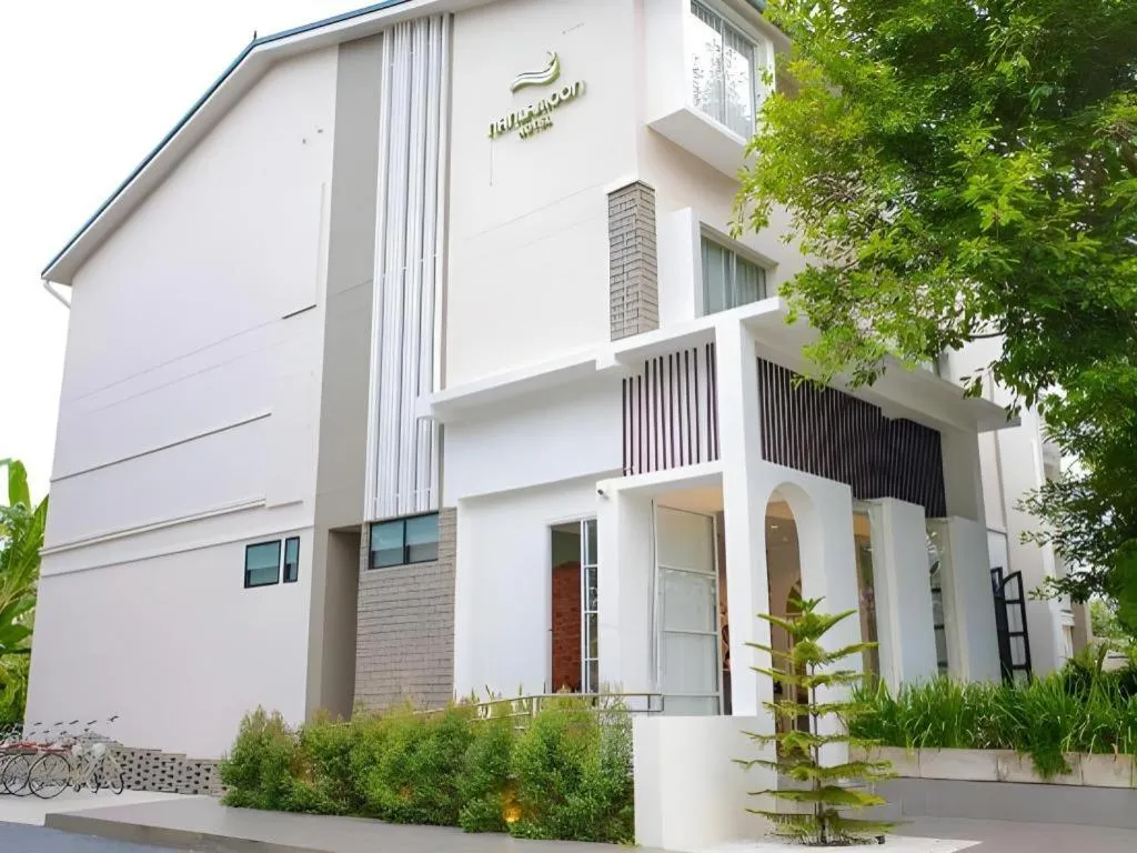 Nanlamoon Hotel