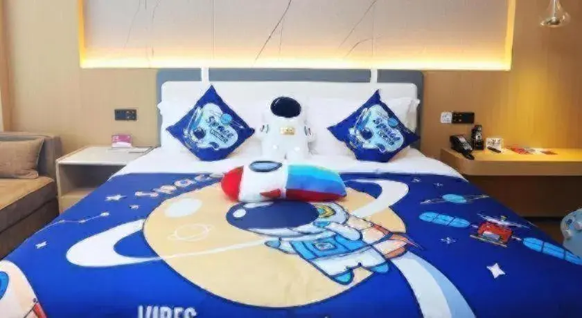 Bed in Ramada Encore by Wyndham Jinan Shanghe Bed in Ramada Encore by Wyndham Jinan Shanghe