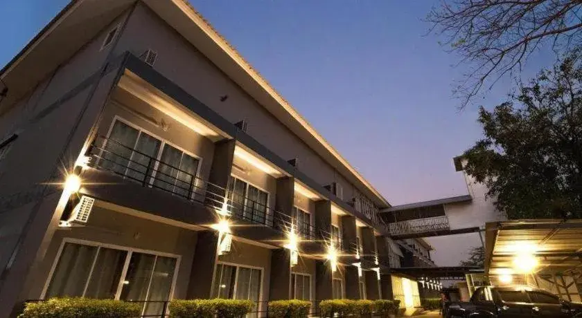 B2 Nakhon Sawan Boutique & Budget Hotel B2 Nakhon Sawan Boutique & Budget Hotel