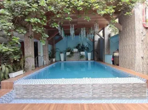 RedDoorz @ Divinagracia Homestay Tagaytay RedDoorz @ Divinagracia Homestay Tagaytay