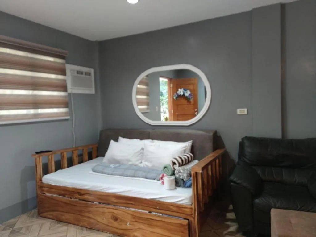 Bed in RedDoorz @ Divinagracia Homestay Tagaytay