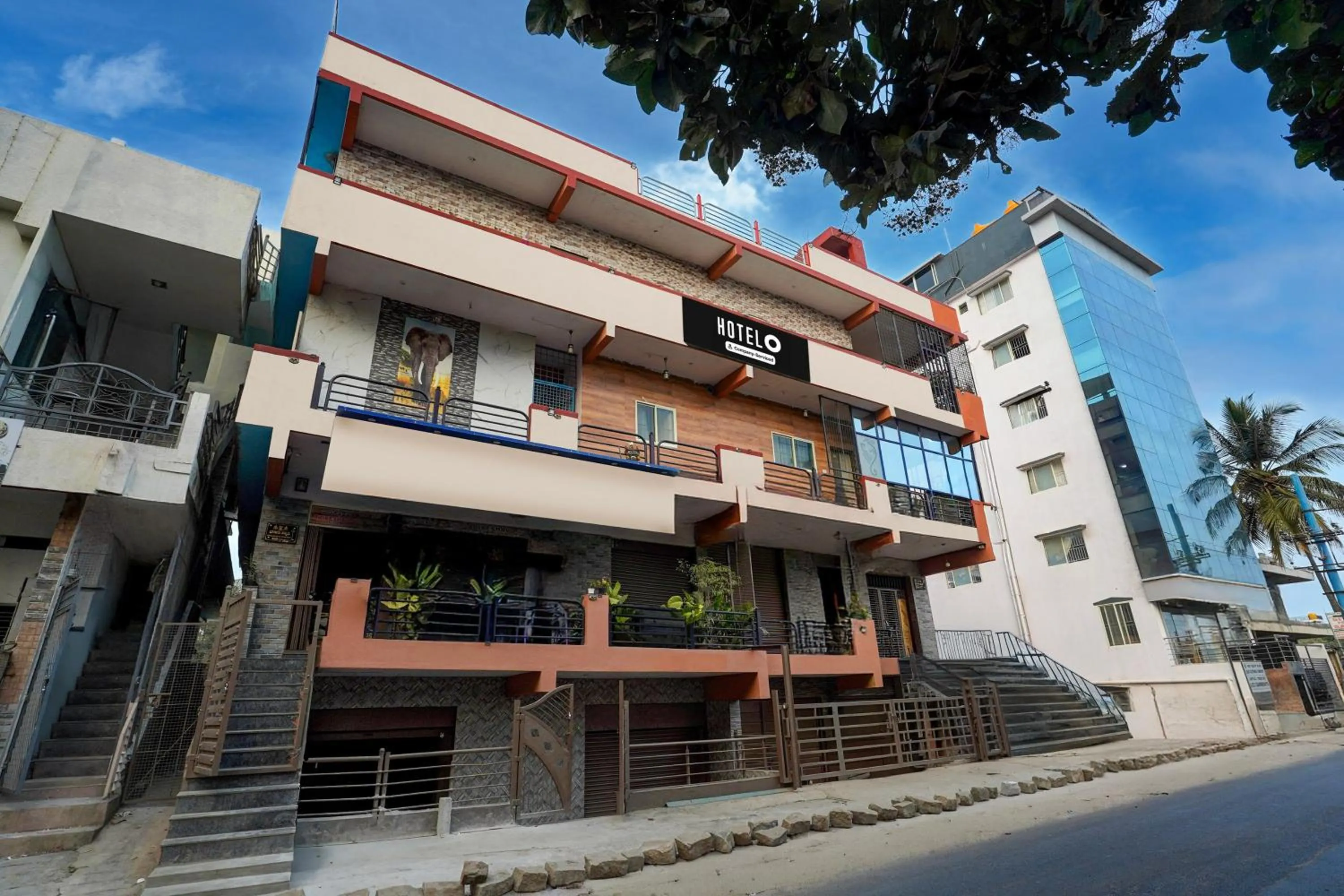 Facade/entrance in Super Hotel O Diamond Street Bangalore Formerly Sri Sai Guru Comfort