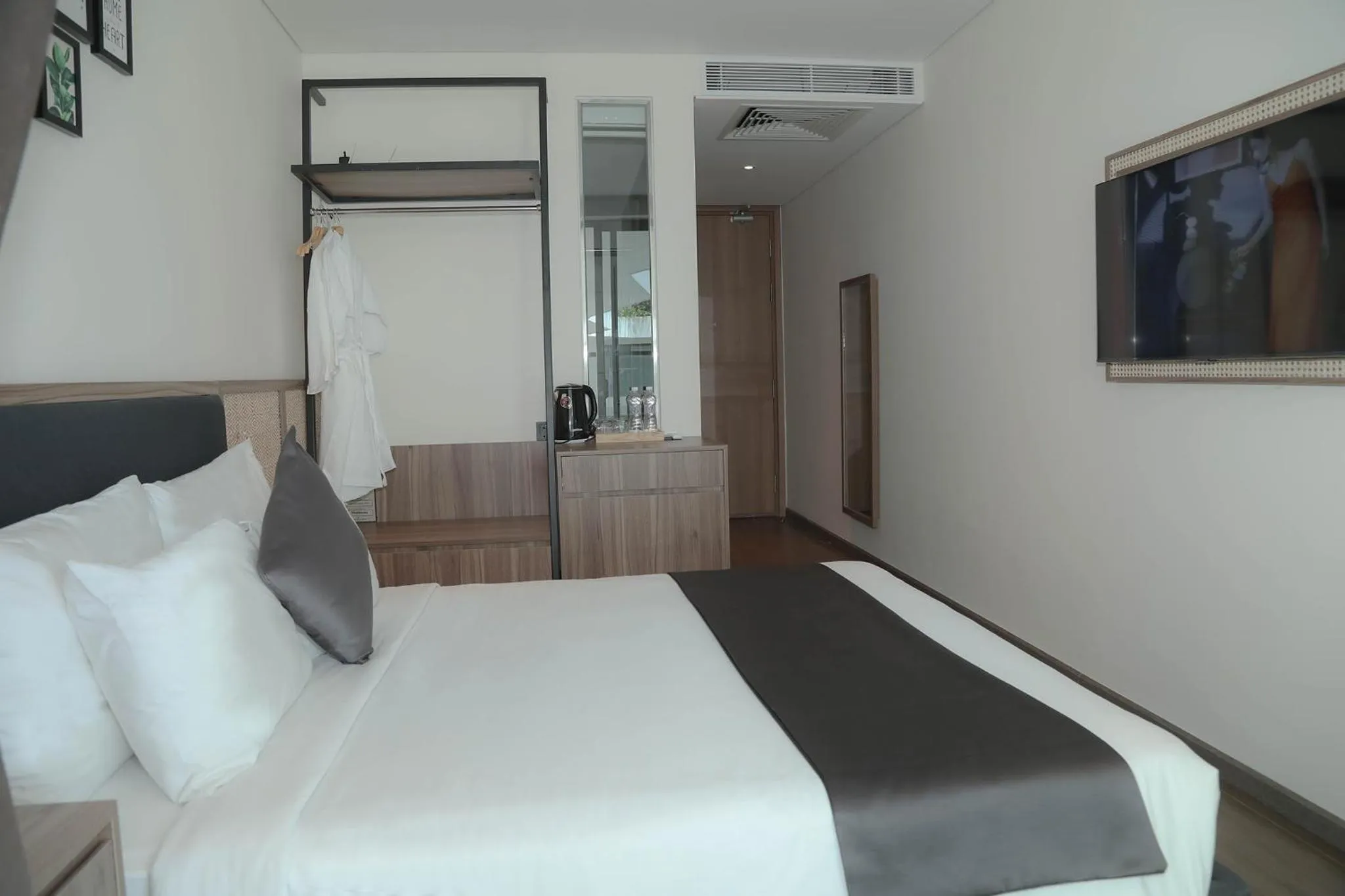 Bedroom, Bed in Apec Mandala Hotel & Apartment Tuy Hòa