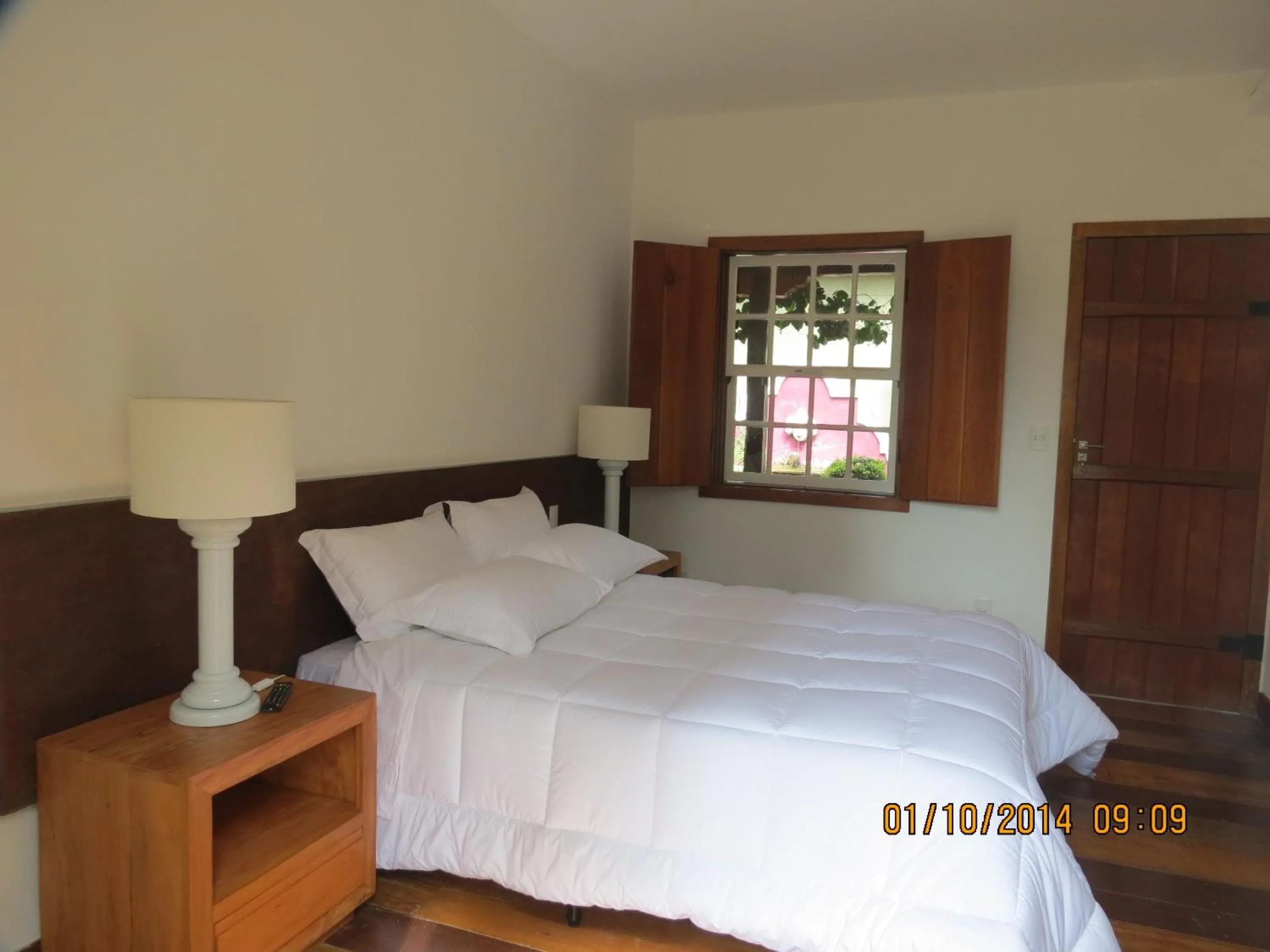 Day, Bed in Pousada Casa das Fontes