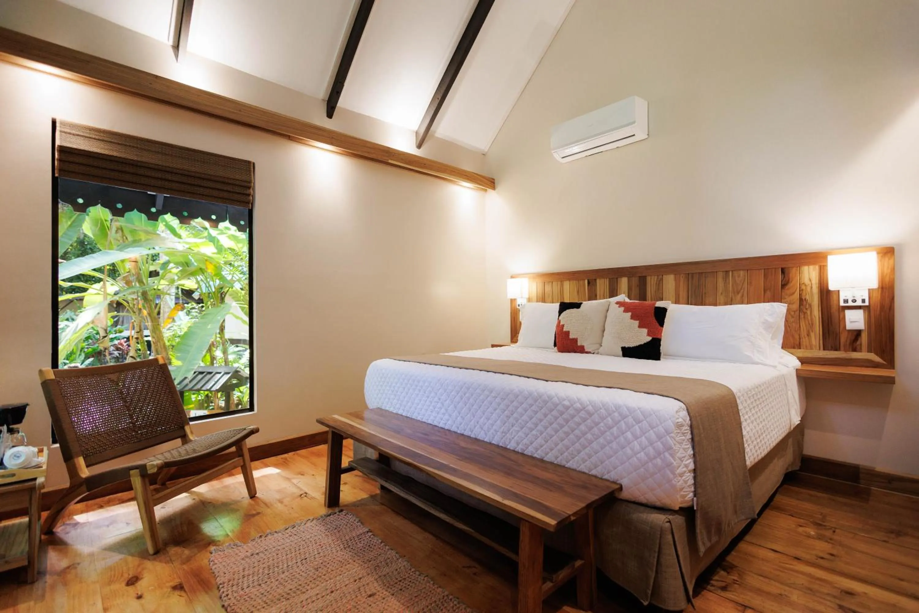Bed in Almonds & Corals Boutique Hotel