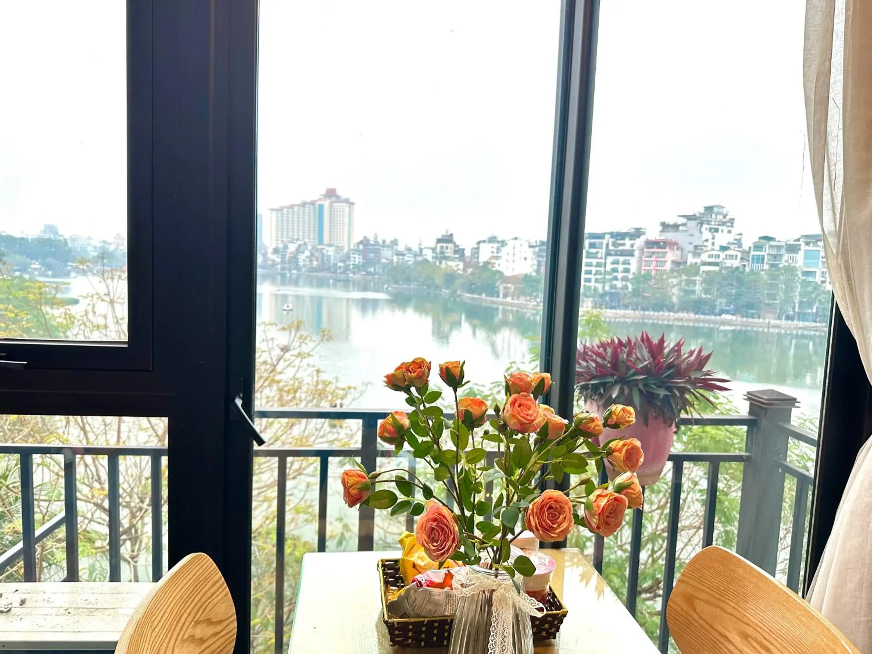 WINDY LAKEVIEW STUDIO HA NOI WINDY LAKEVIEW STUDIO HA NOI