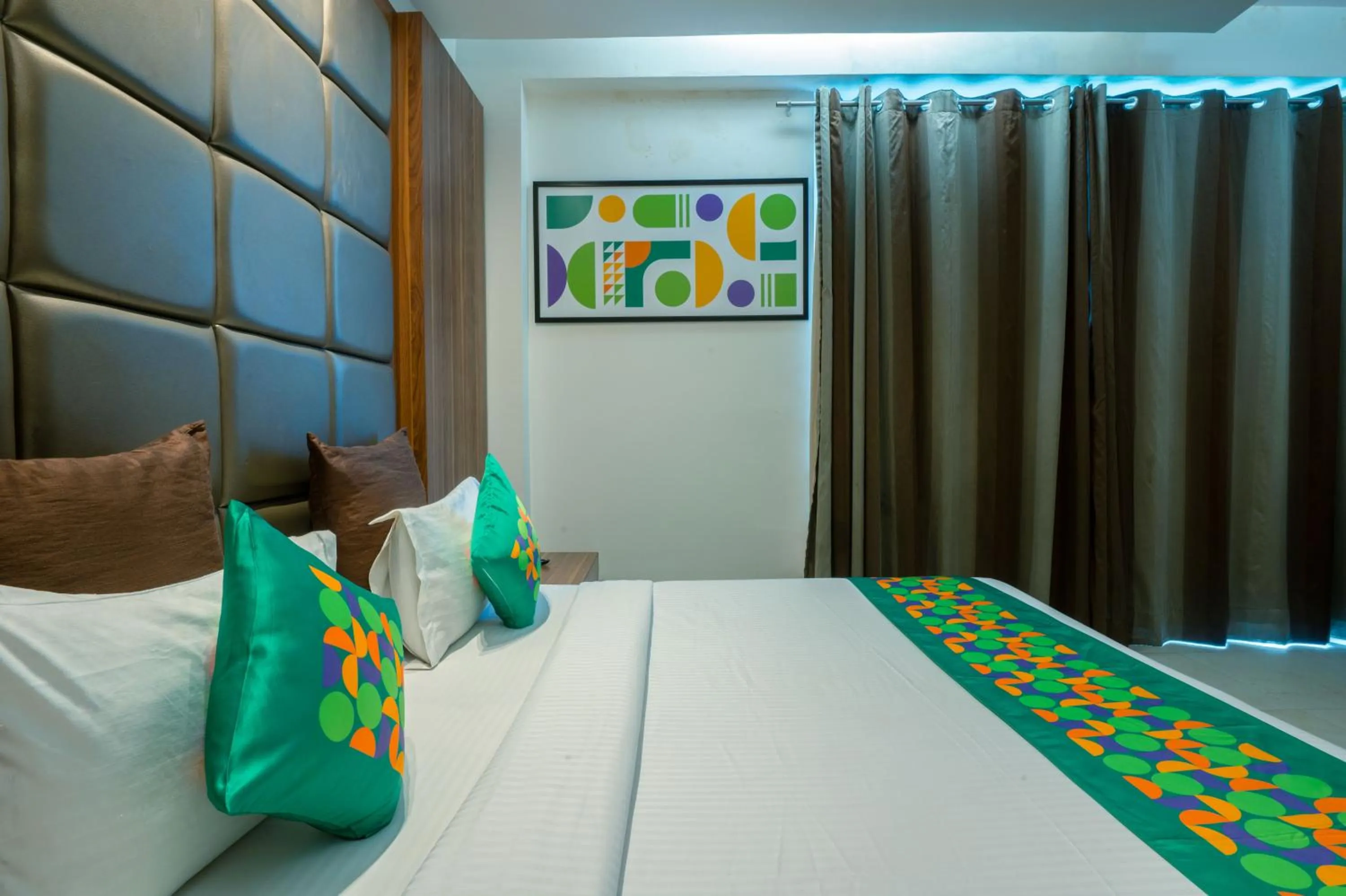 Bedroom, Bed in Treebo Twin Tree