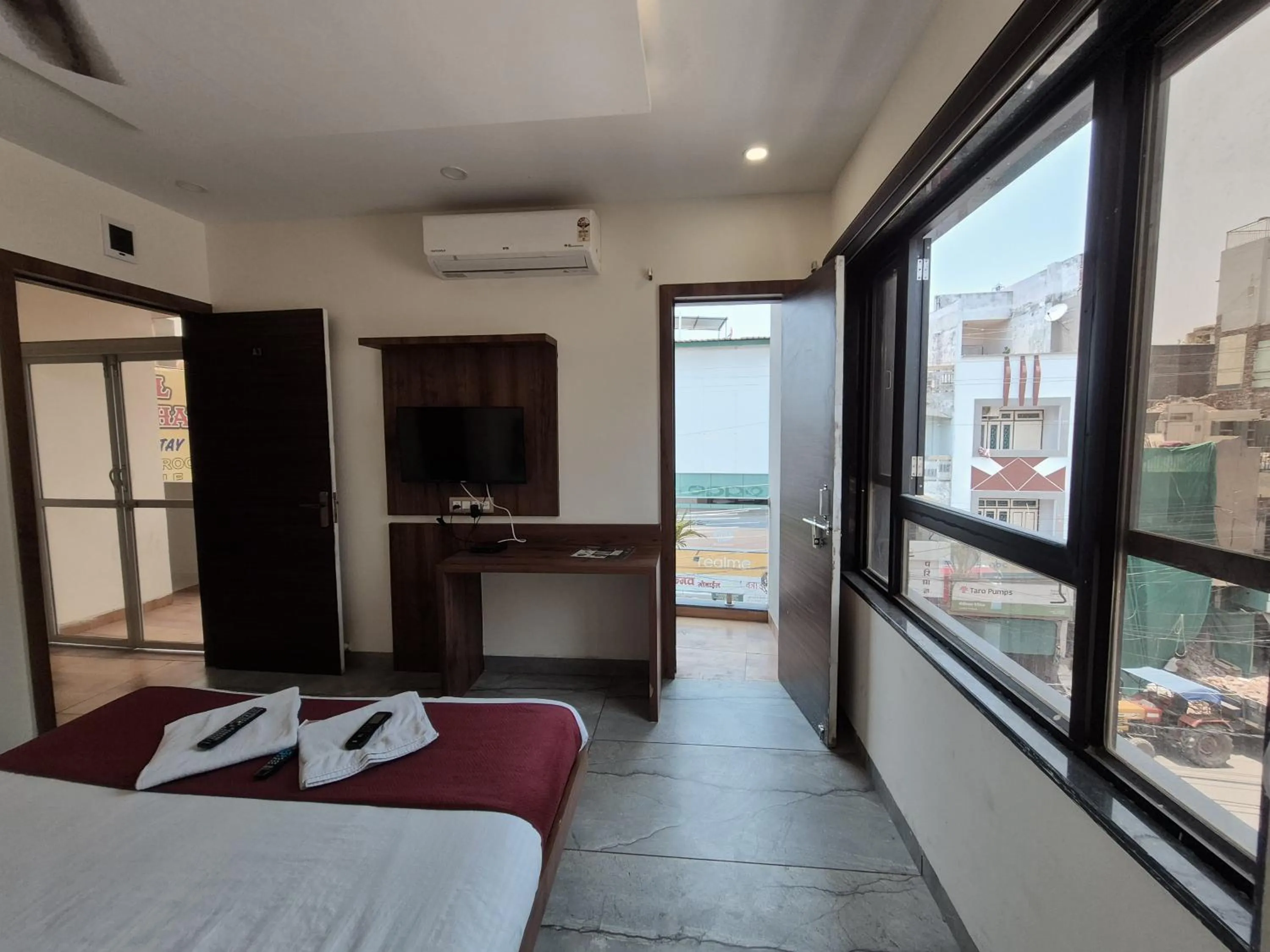 Bed in Hotel PRAKASHAM