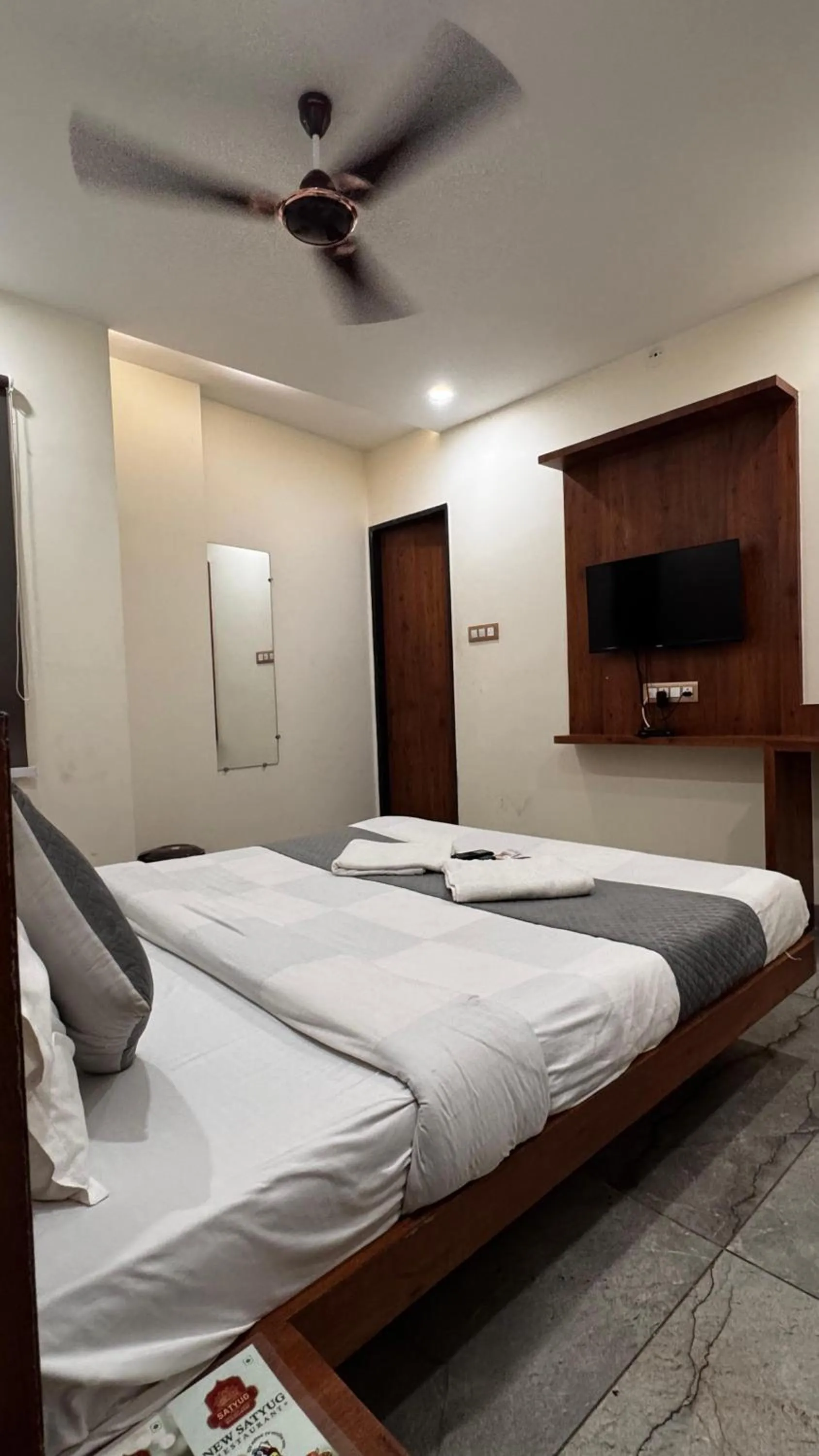 Bed in Hotel PRAKASHAM