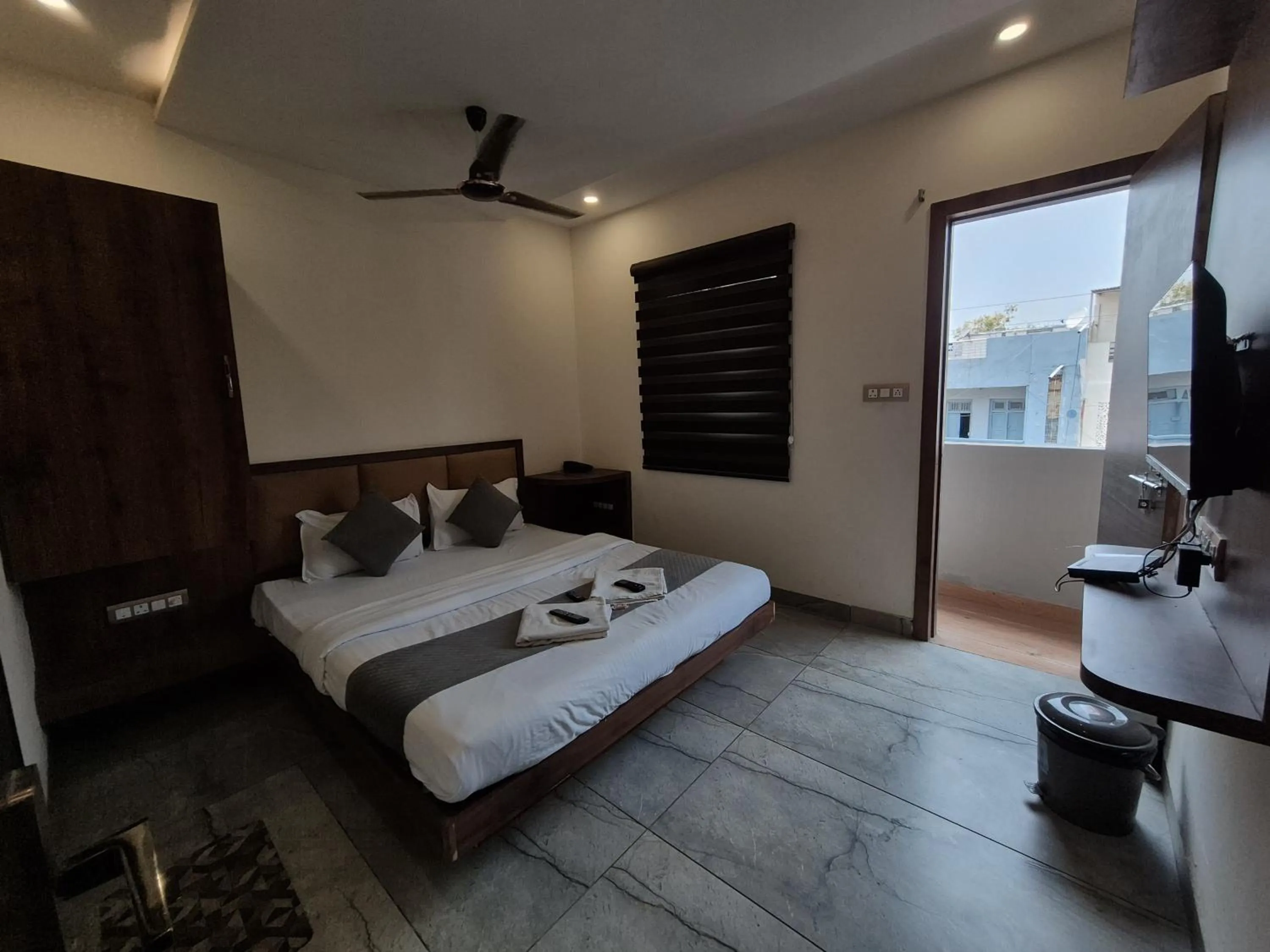 Bed in Hotel PRAKASHAM