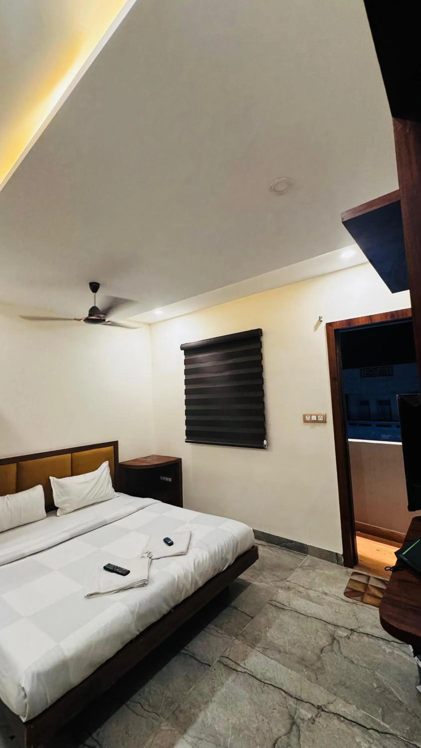 Bed in Hotel PRAKASHAM