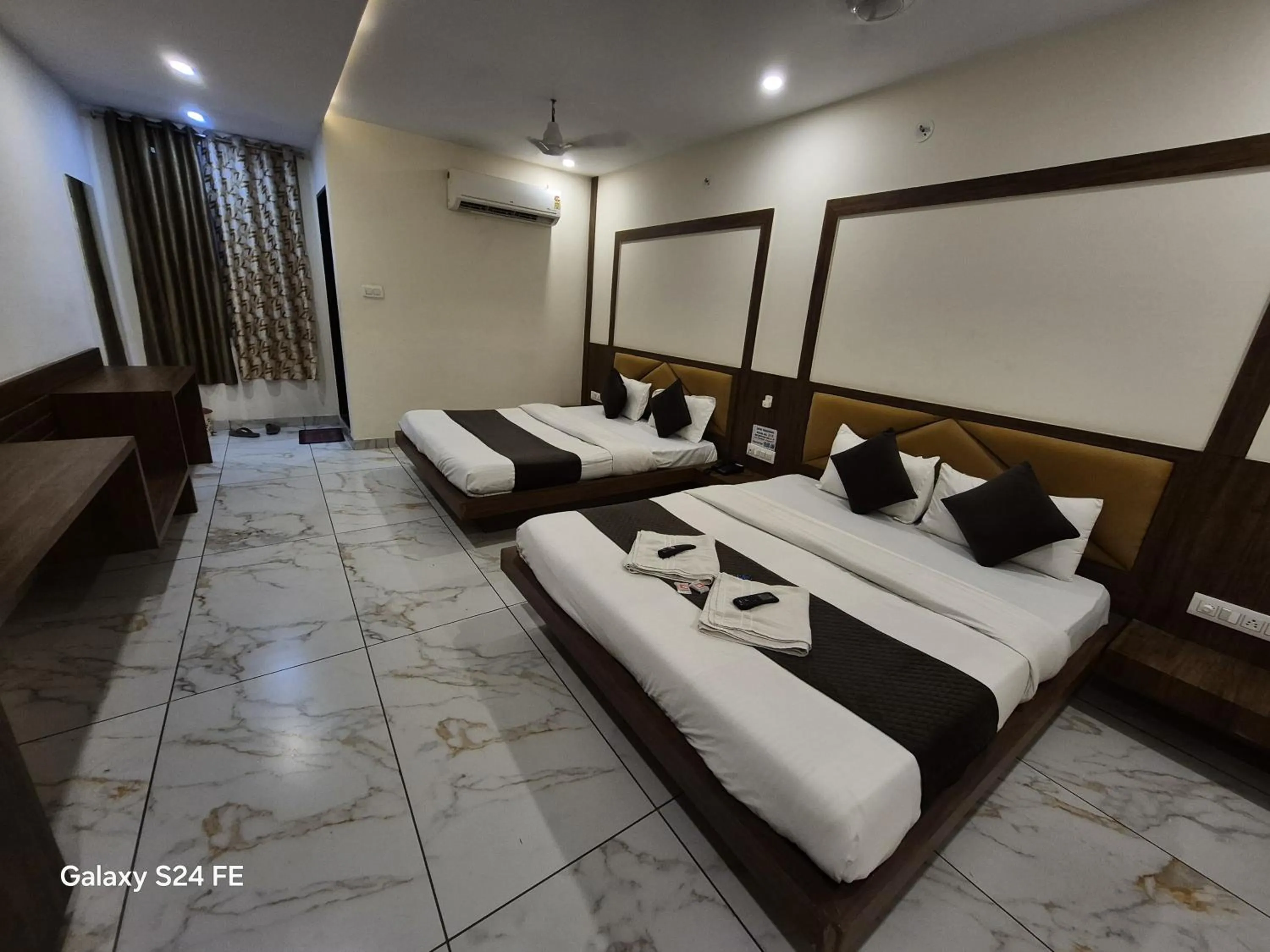 Bed in Hotel PRAKASHAM