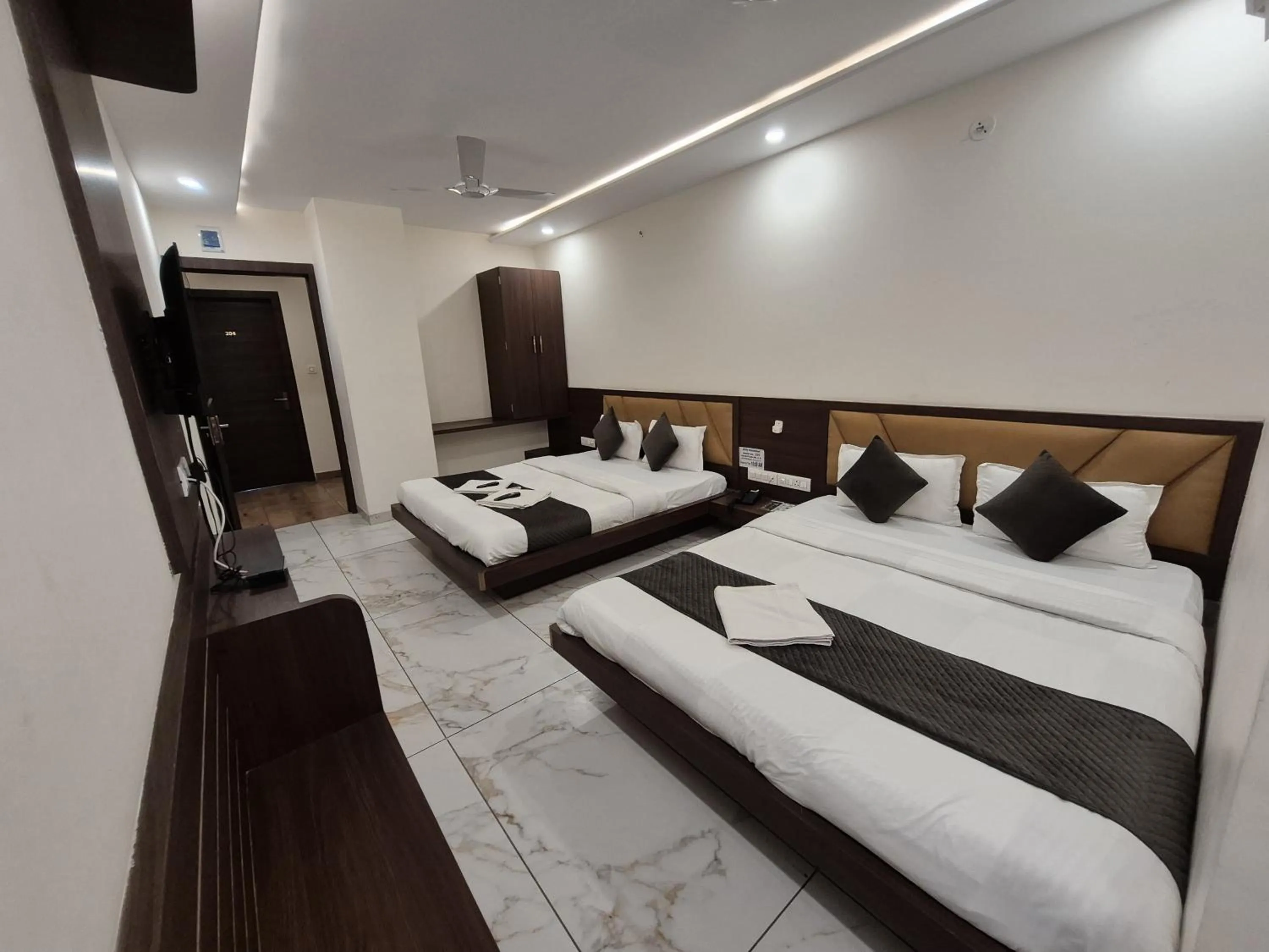 Bed in Hotel PRAKASHAM