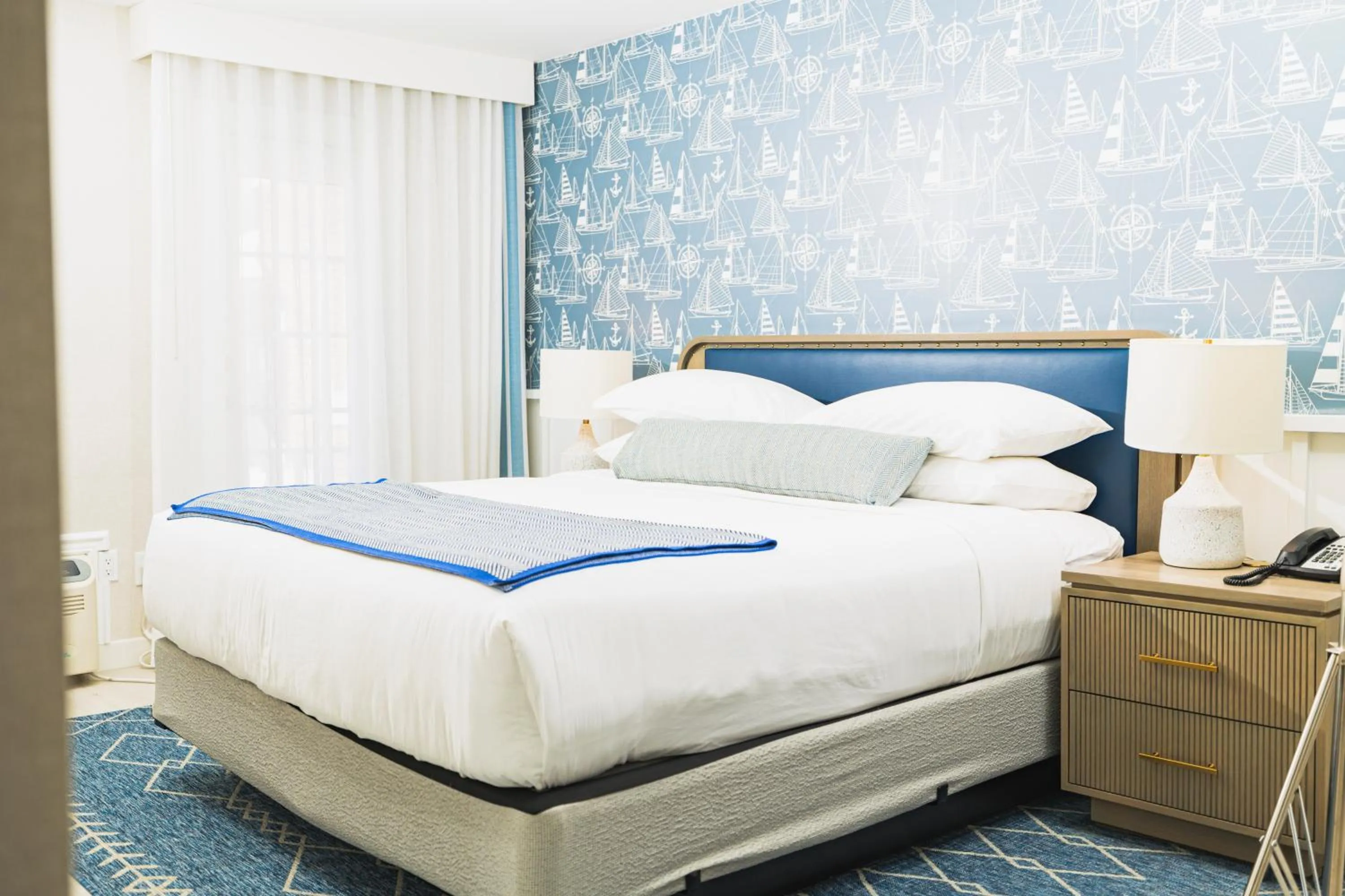 Bed in Danfords Hotel & Marina