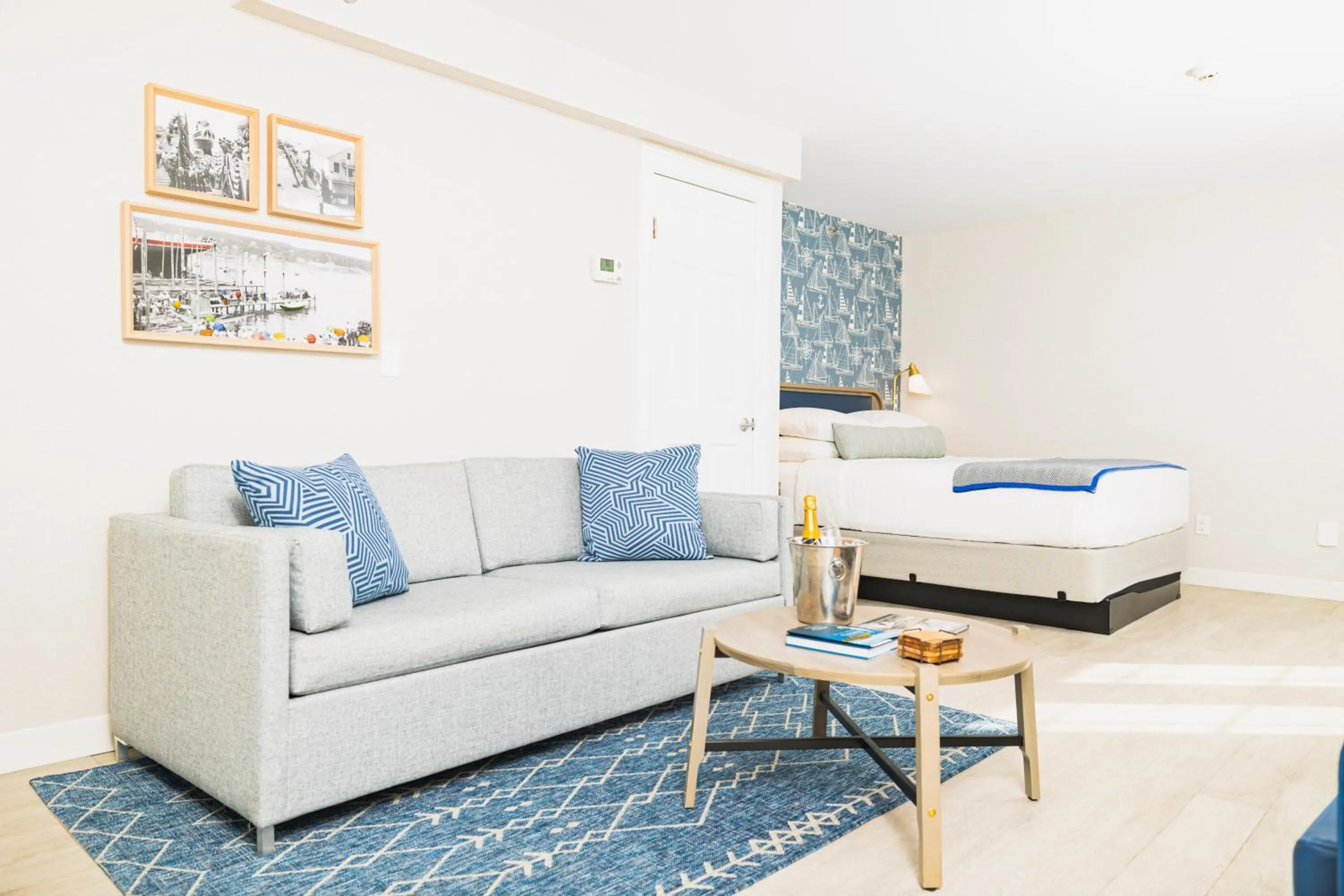 Living room in Danfords Hotel & Marina