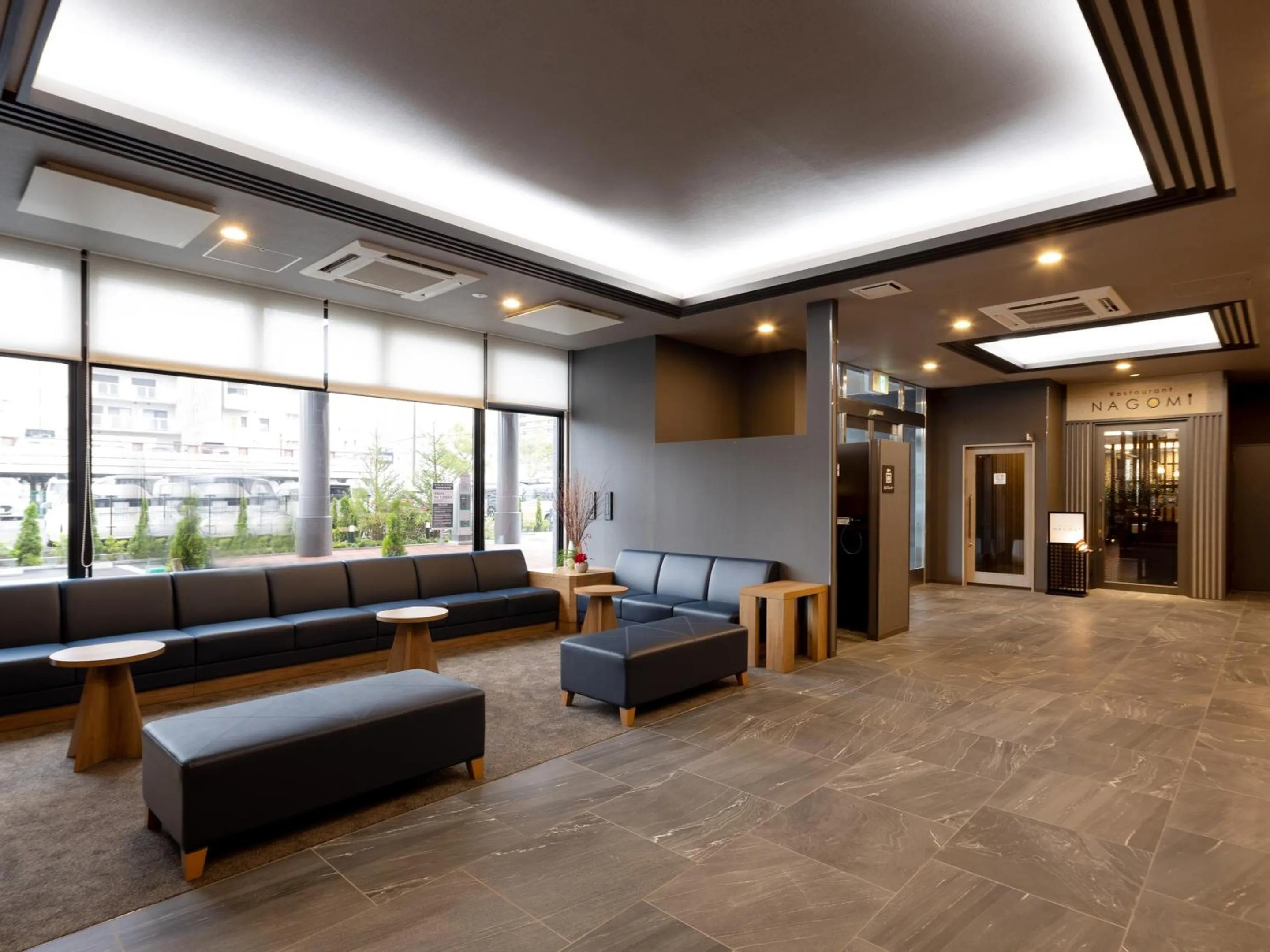 Lobby or reception in Hotel Route Inn Grand Wakayama Eki Higashiguchi