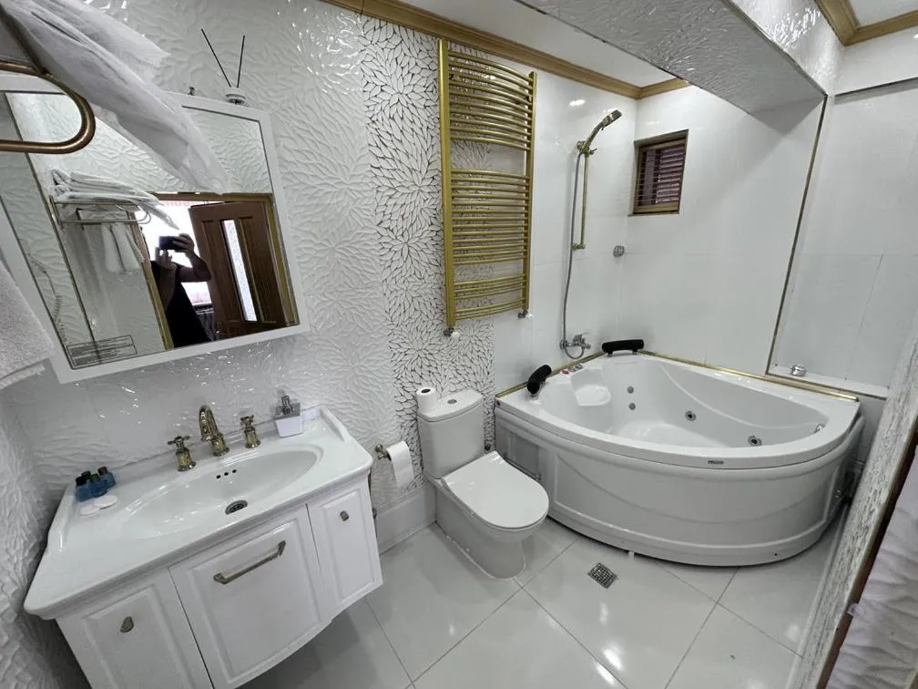 Double Room with Sea View in Karamürsel Mohti Otel Fitness Organizasyon