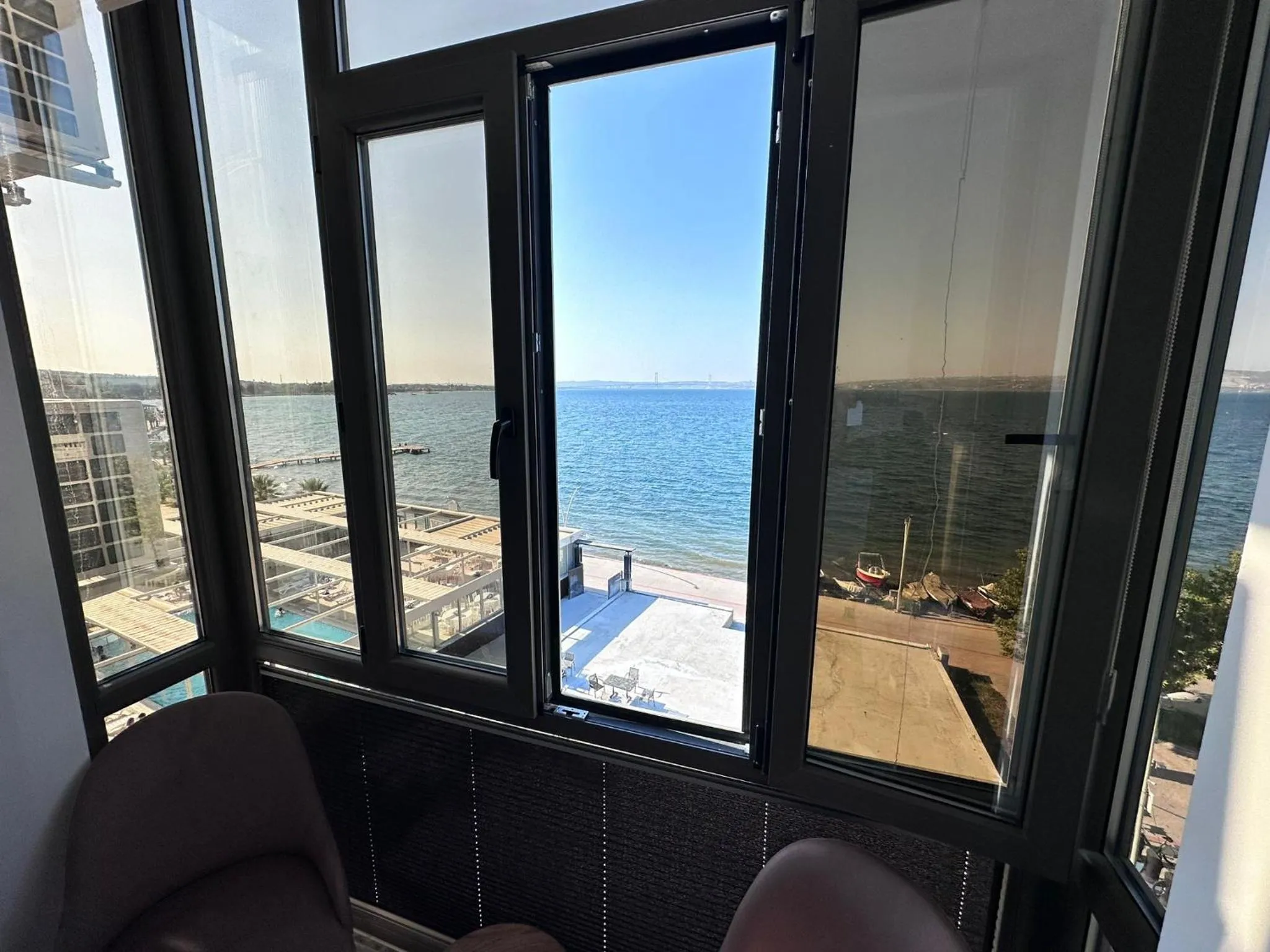 Double Room with Sea View in Karamürsel Mohti Otel Fitness Organizasyon