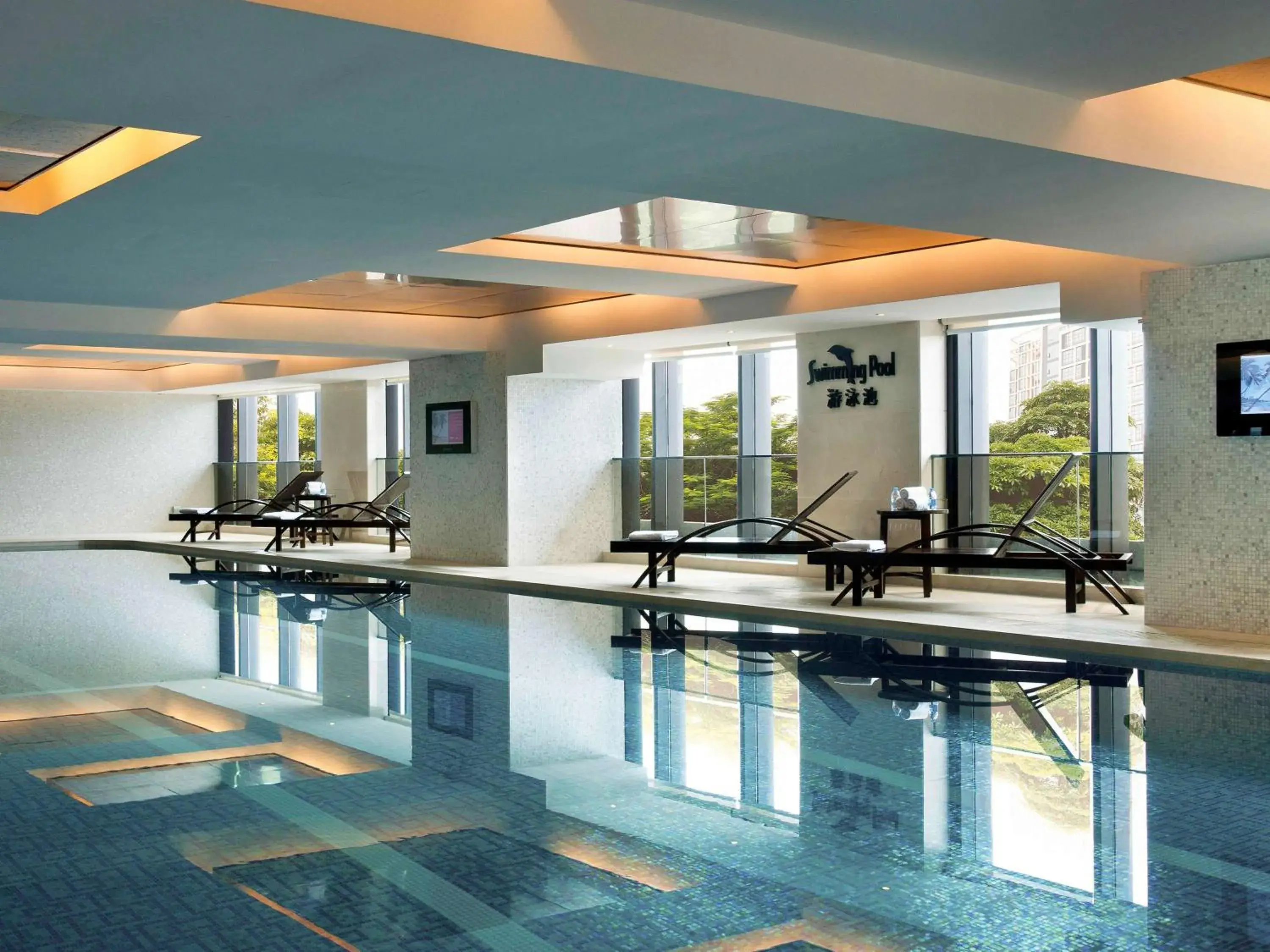 Pool view in Pullman Foshan Shunde Pool view in Pullman Foshan Shunde