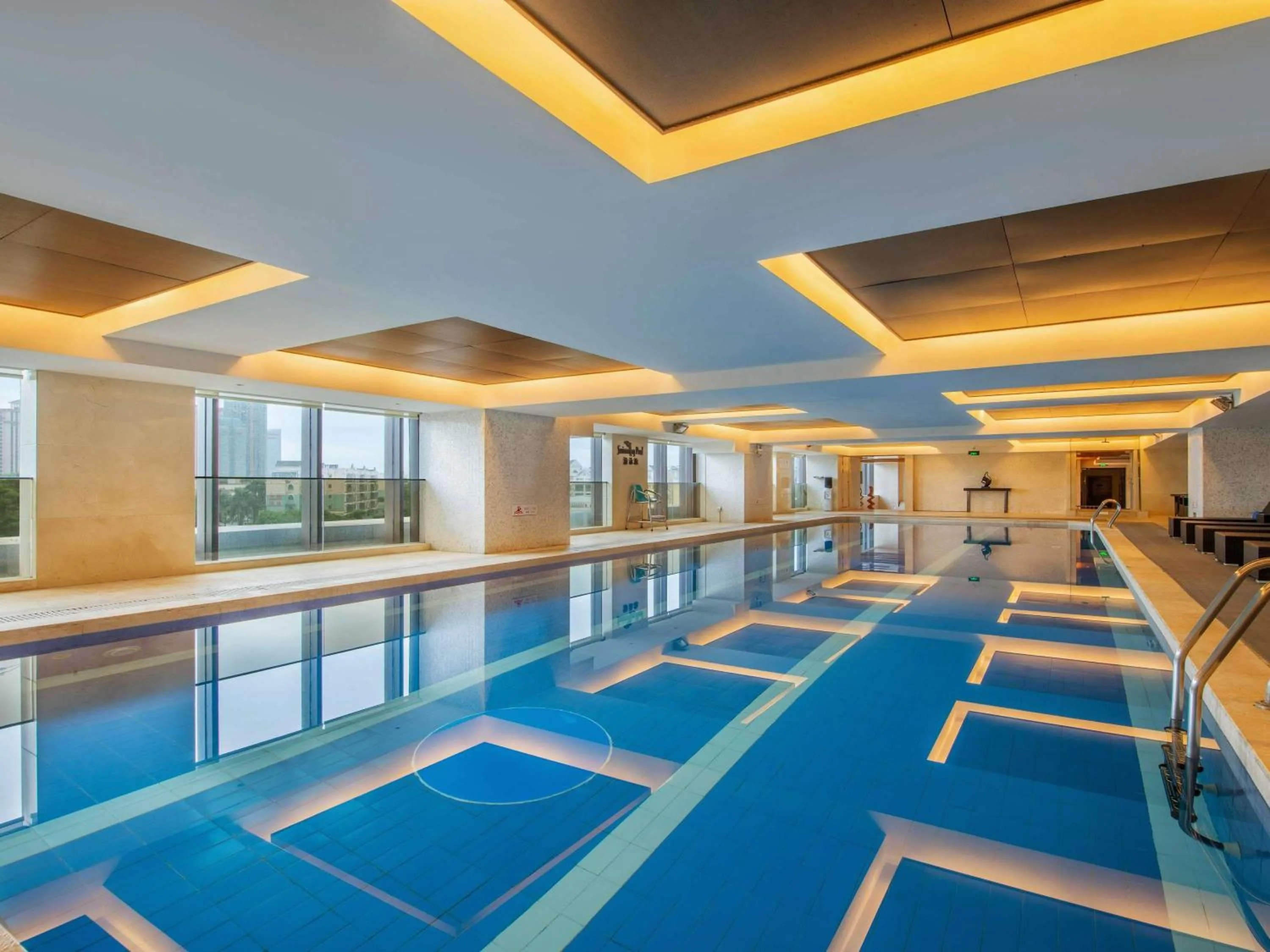 Pool view in Pullman Foshan Shunde