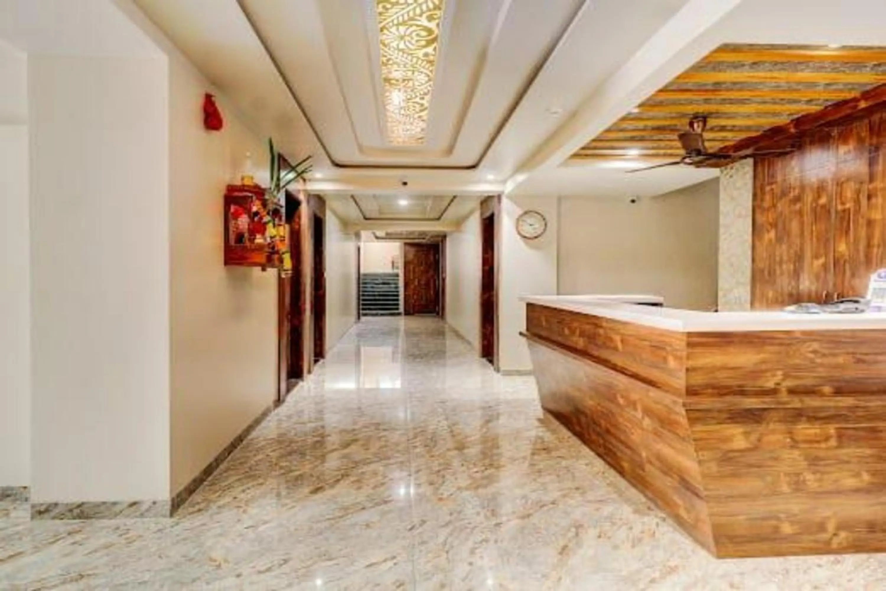 Lobby or reception in Hotel Apratim Lodging & Boarding