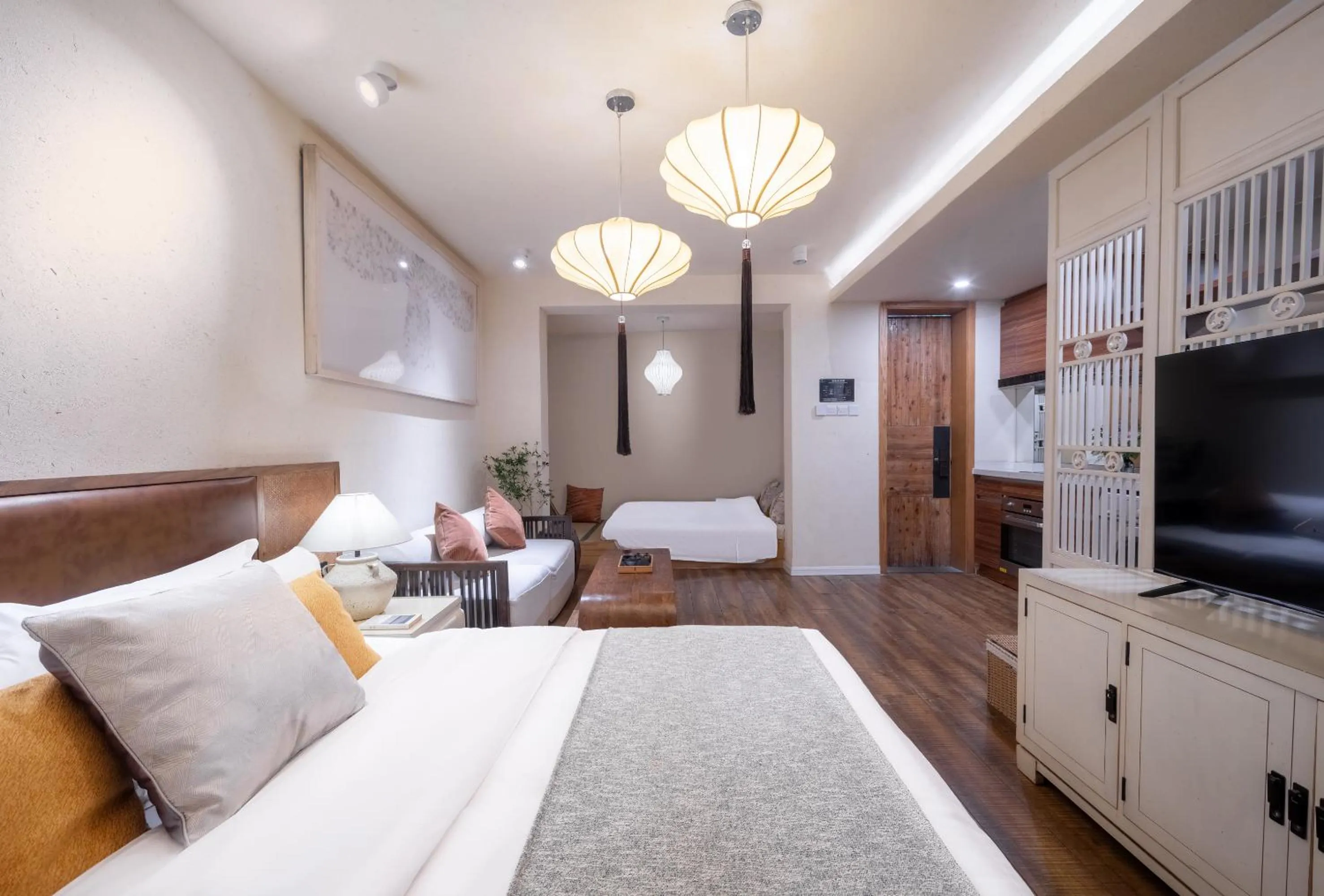 Bed in Beijing Le Zai Nan Luo Gu Xiang Wang Fu Jing Forbidden City Courtyard Hotel&Free laundry service&Free coffee &Paid Dumpling experience service