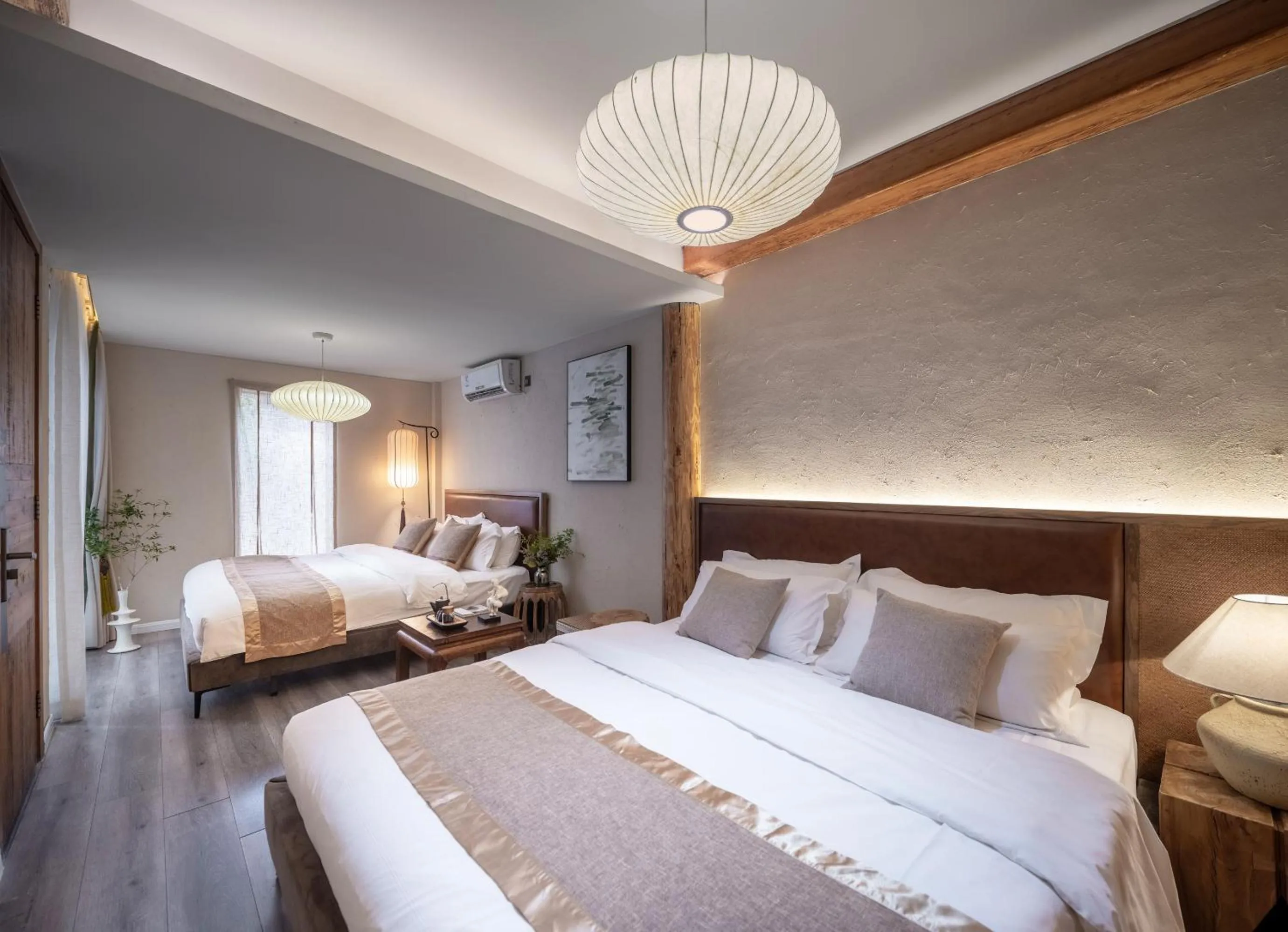 Bed in Beijing Le Zai Nan Luo Gu Xiang Wang Fu Jing Forbidden City Courtyard Hotel&Free laundry service&Free coffee &Paid Dumpling experience service