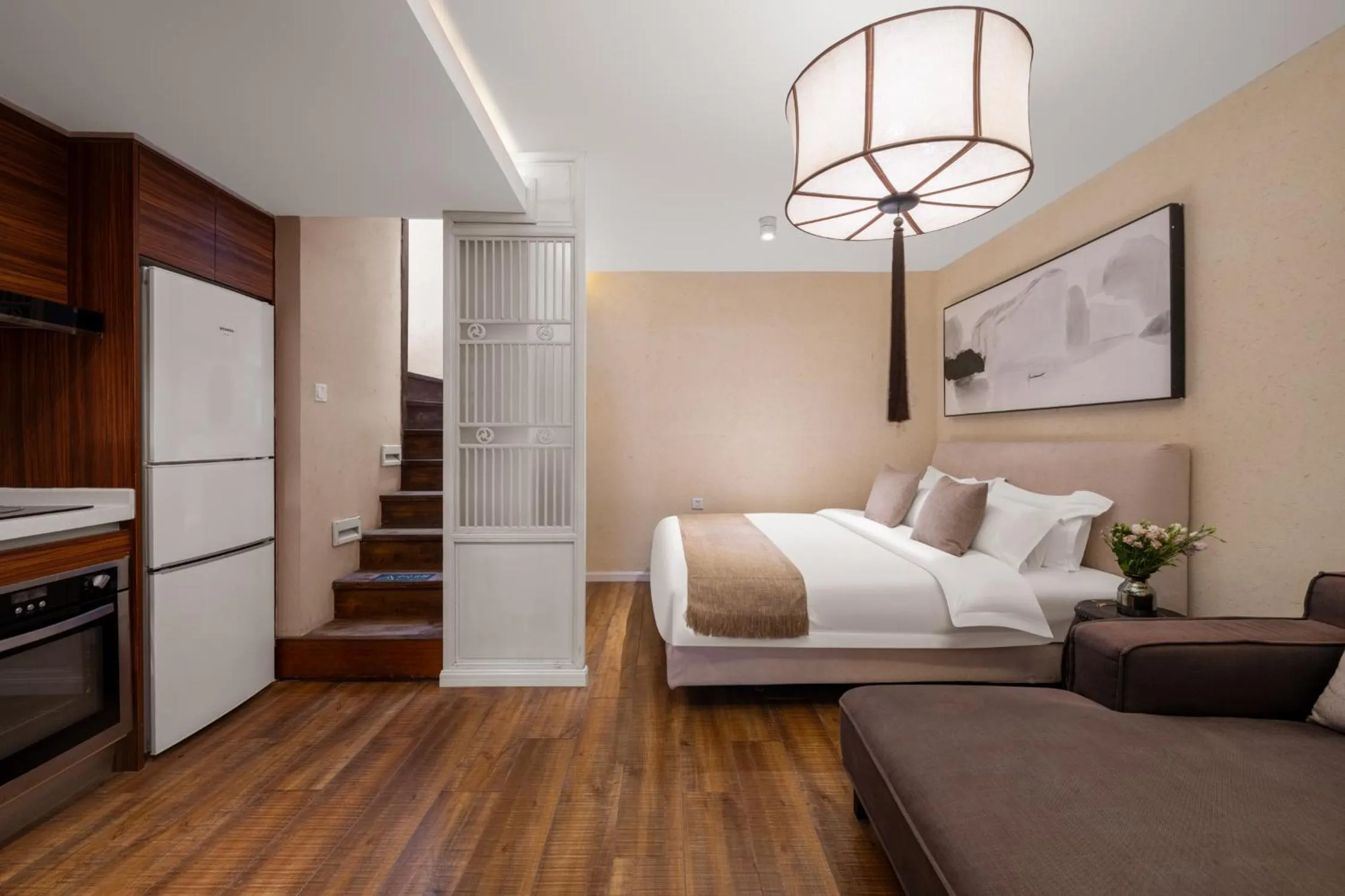 Bed in Beijing Le Zai Nan Luo Gu Xiang Wang Fu Jing Forbidden City Courtyard Hotel&Free laundry service&Free coffee &Paid Dumpling experience service