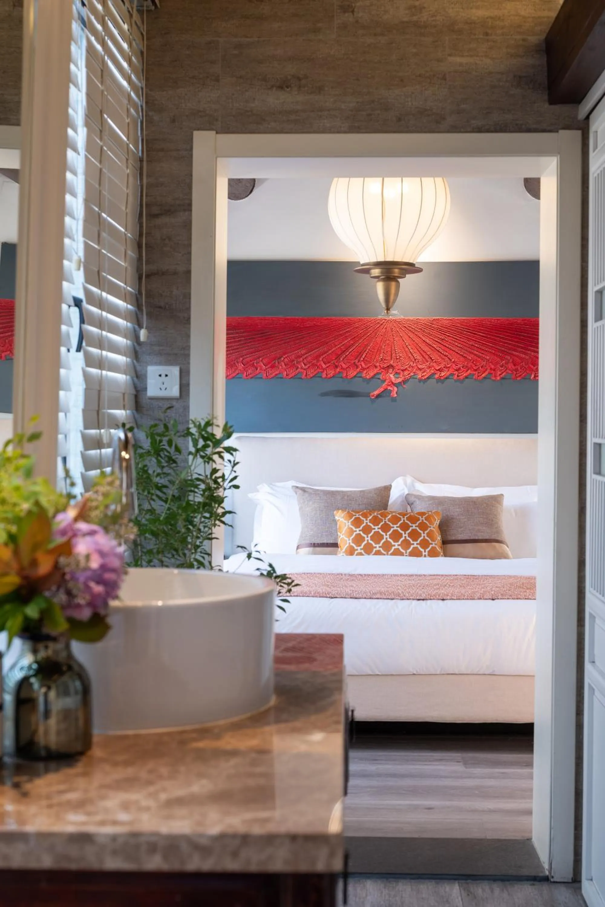 Bed in Beijing Le Zai Nan Luo Gu Xiang Wang Fu Jing Forbidden City Courtyard Hotel&Free laundry service&Free coffee &Paid Dumpling experience service