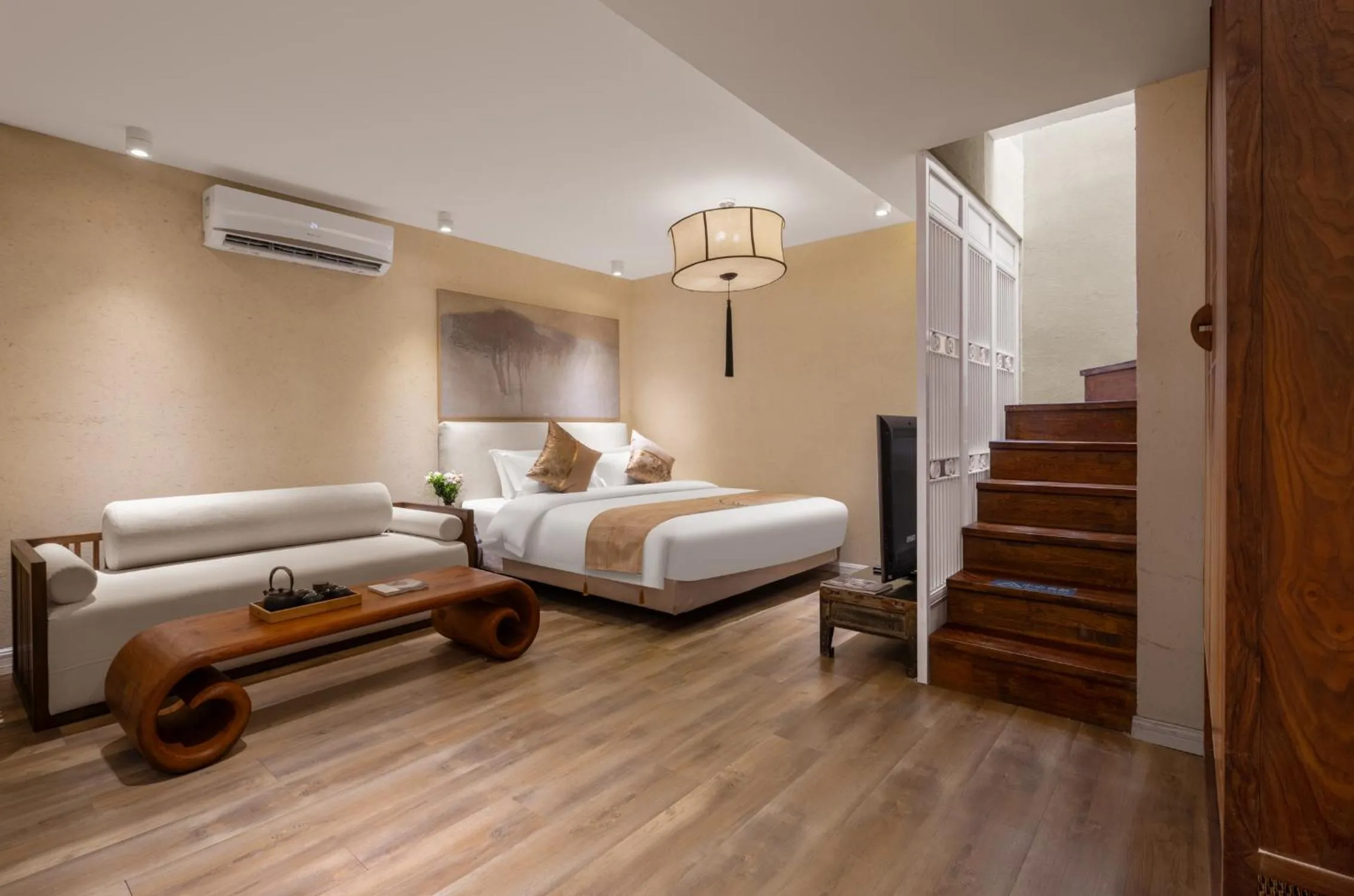 Bed in Beijing Le Zai Nan Luo Gu Xiang Wang Fu Jing Forbidden City Courtyard Hotel&Free laundry service&Free coffee &Paid Dumpling experience service