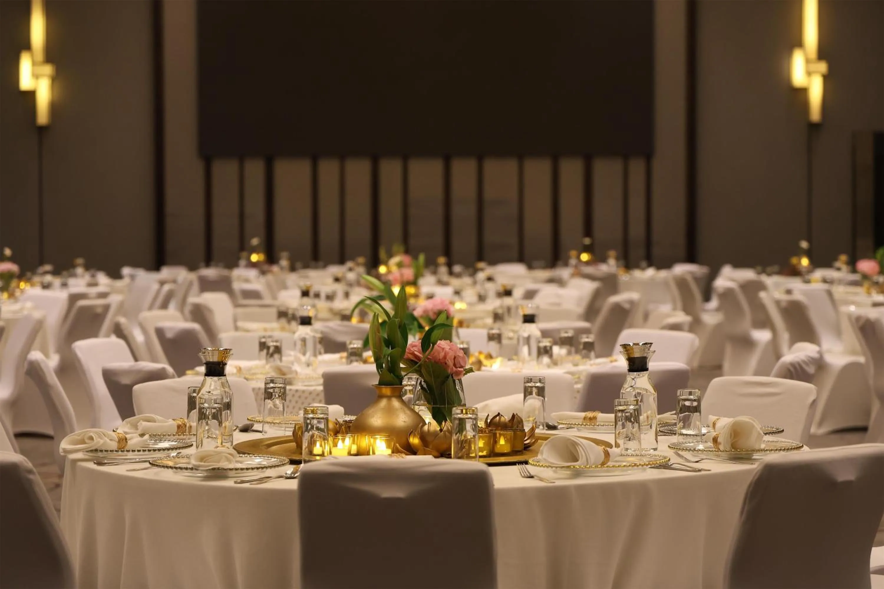 wedding in Radisson Collection Muscat, Hormuz Grand