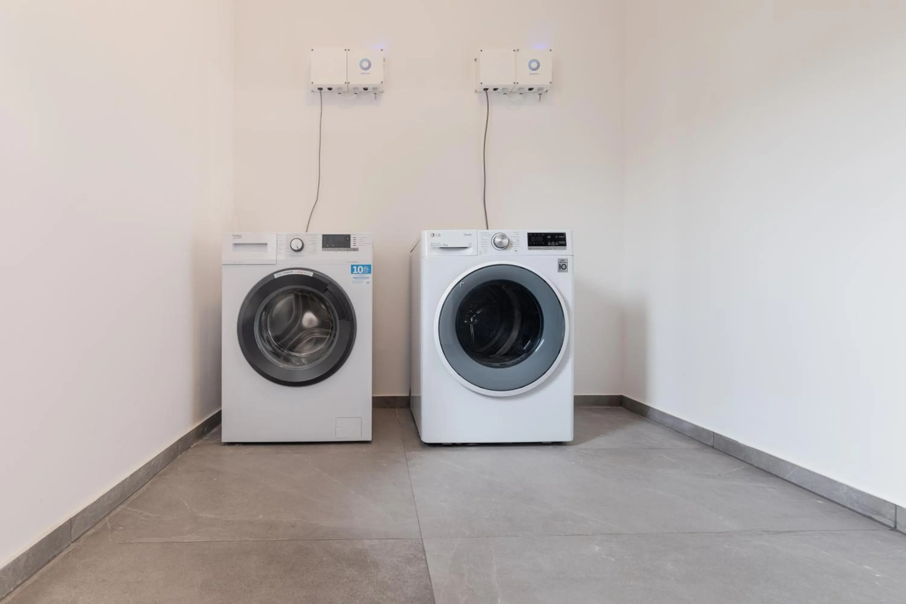 washing machine in Urban Design Suites Nürnberg