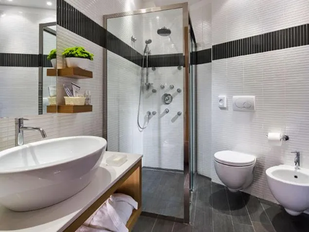 Color Alexandra Plaza Family Hotel