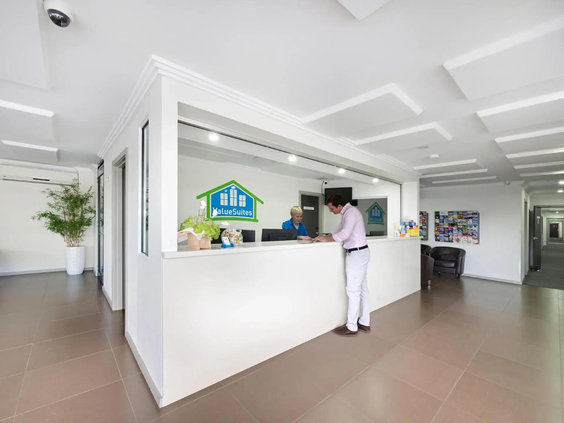 Lobby or reception in Value Suites Penrith Lobby or reception in Value Suites Penrith