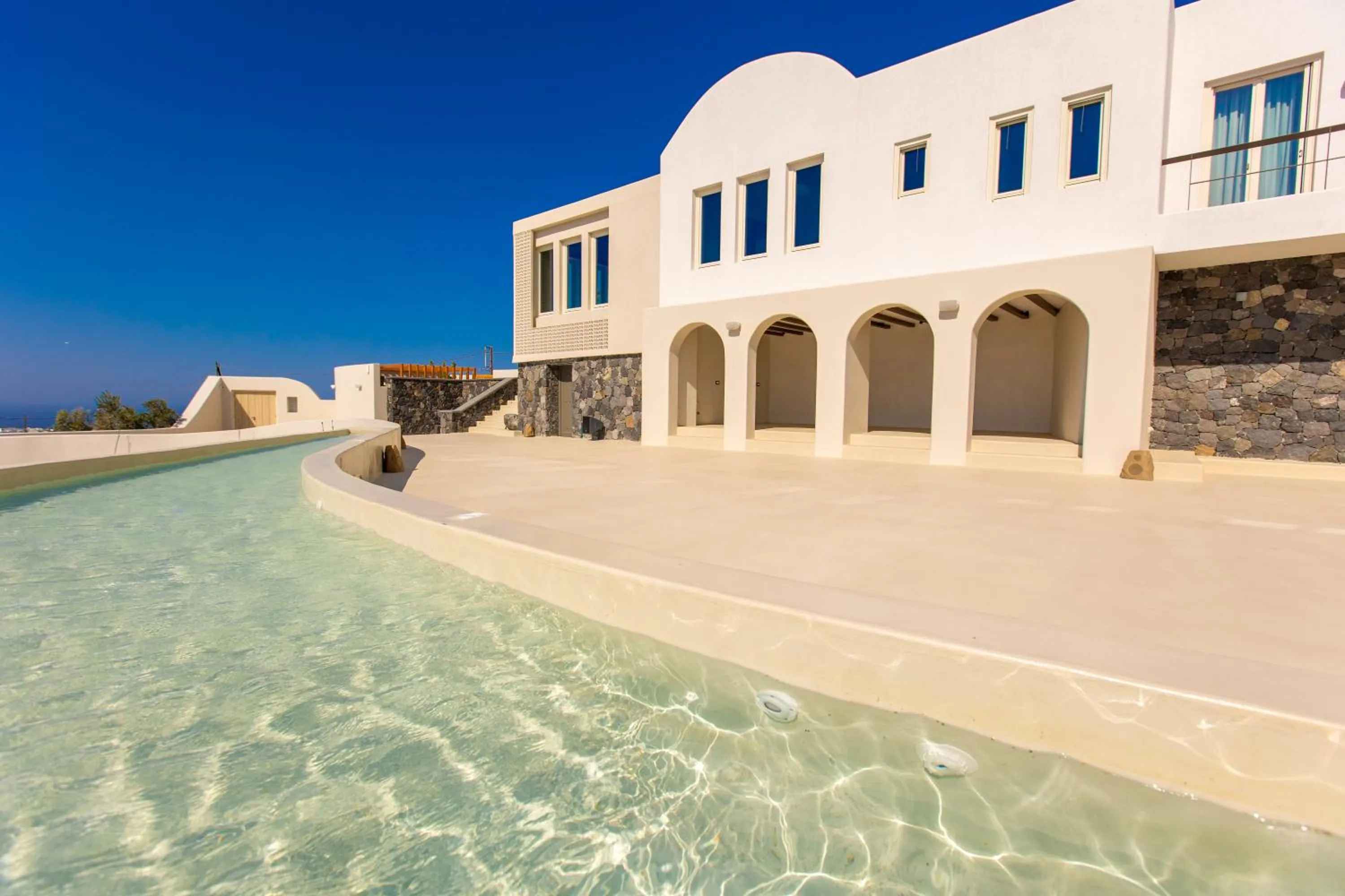 Pool view in Islet Santorini Infinity Caldera Villa