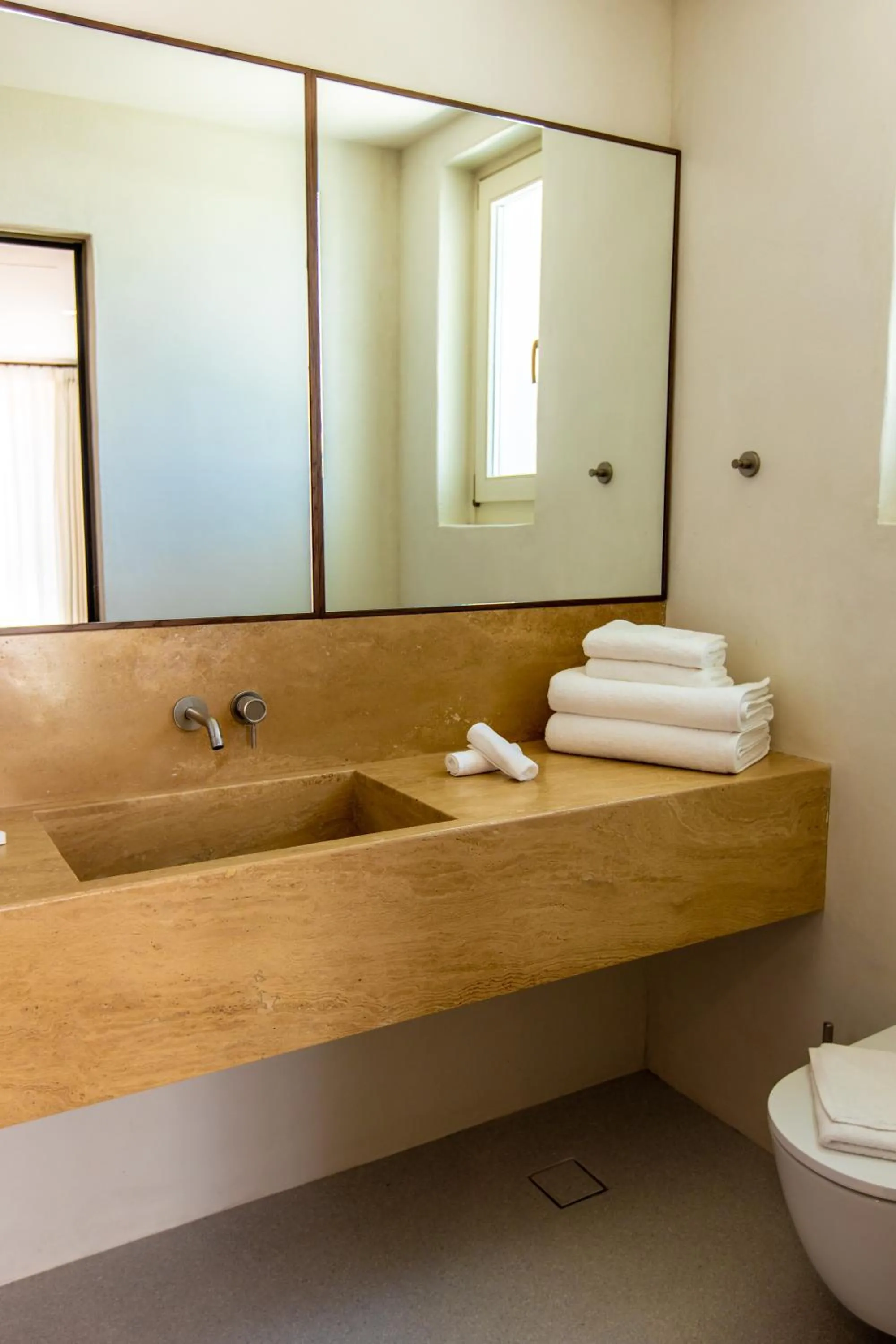 Toilet in Islet Santorini Infinity Caldera Villa