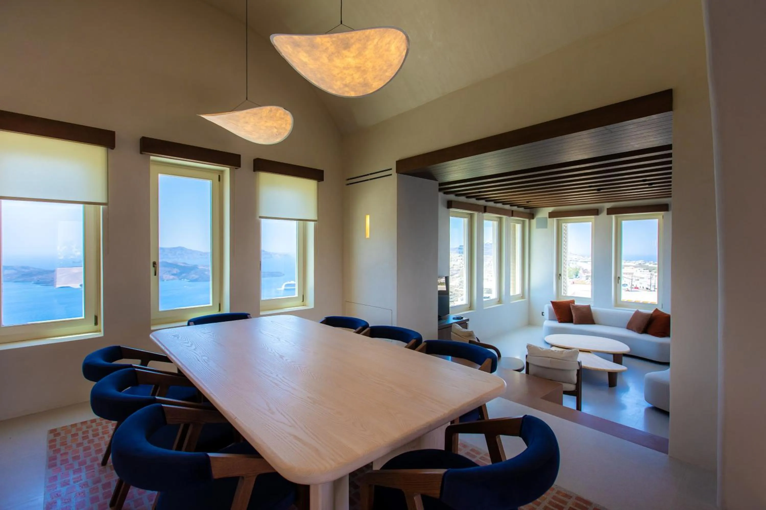 Dining area in Islet Santorini Infinity Caldera Villa