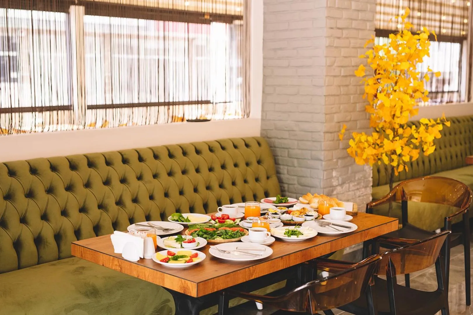 Restaurant/places to eat in Niva Atakum Otel