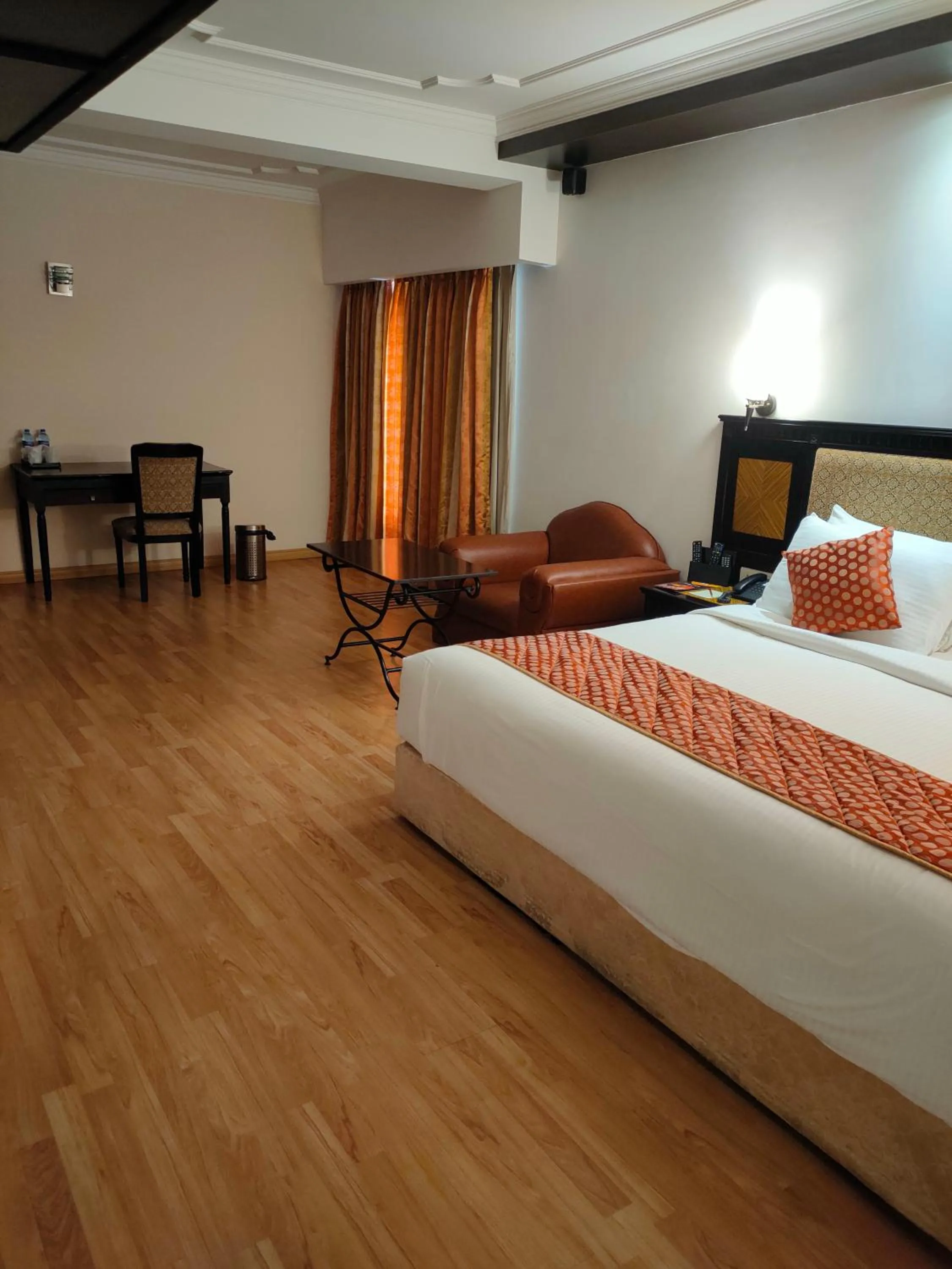 Bedroom in SRM Hotel Trichy