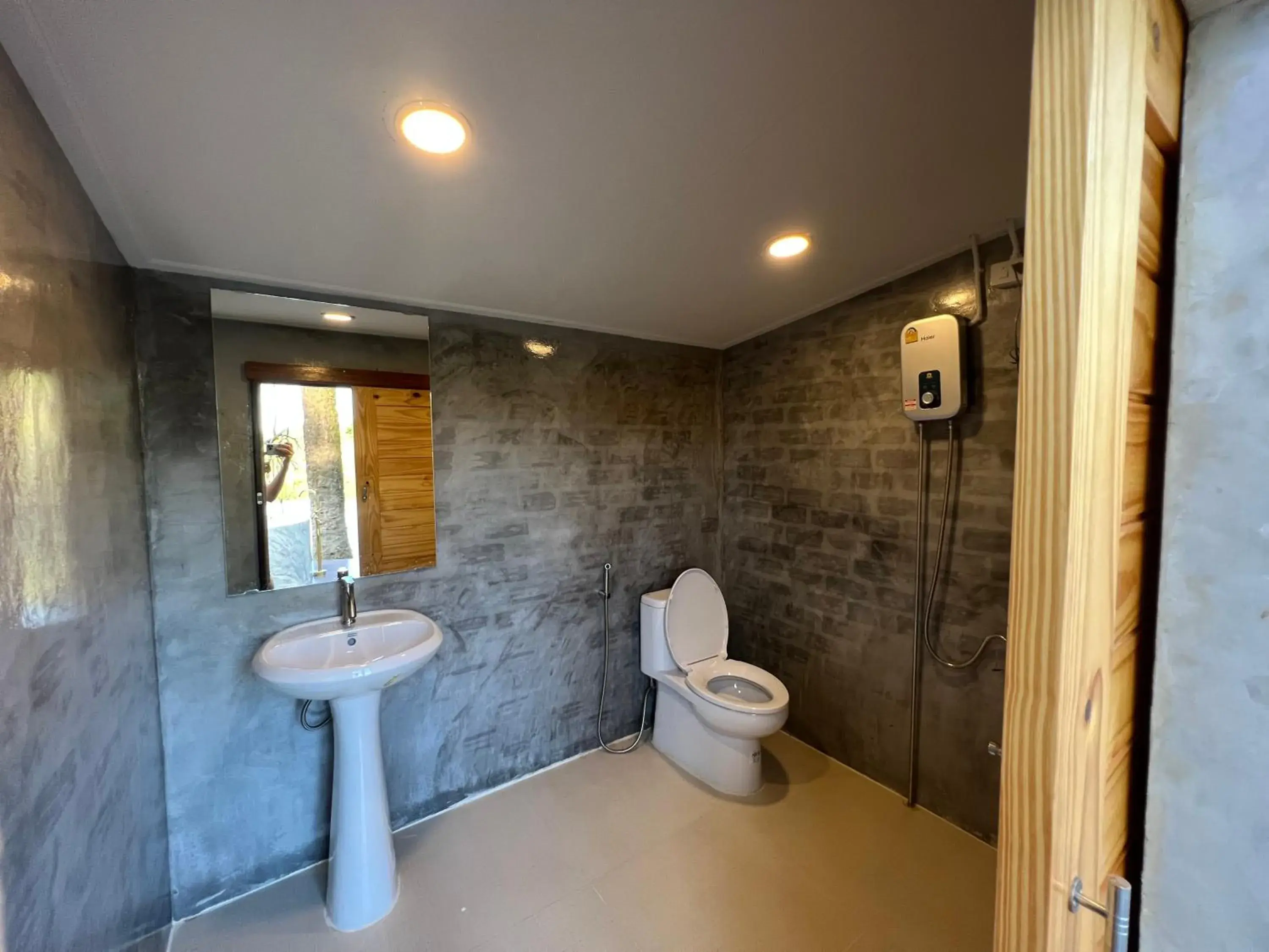 Bathroom in Pang Long Chao resort Bathroom in Pang Long Chao resort