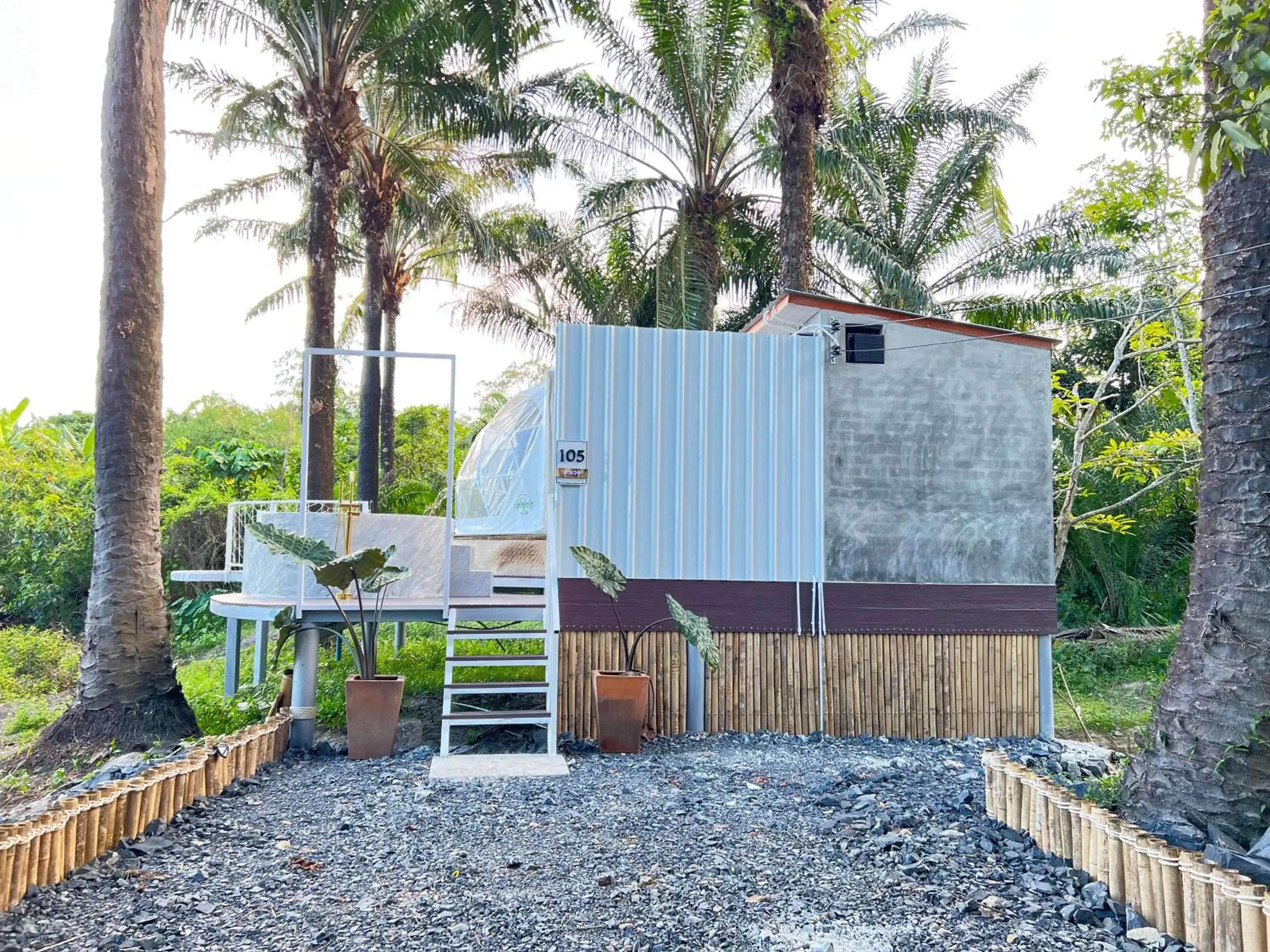 Property building in Pang Long Chao resort Property building in Pang Long Chao resort