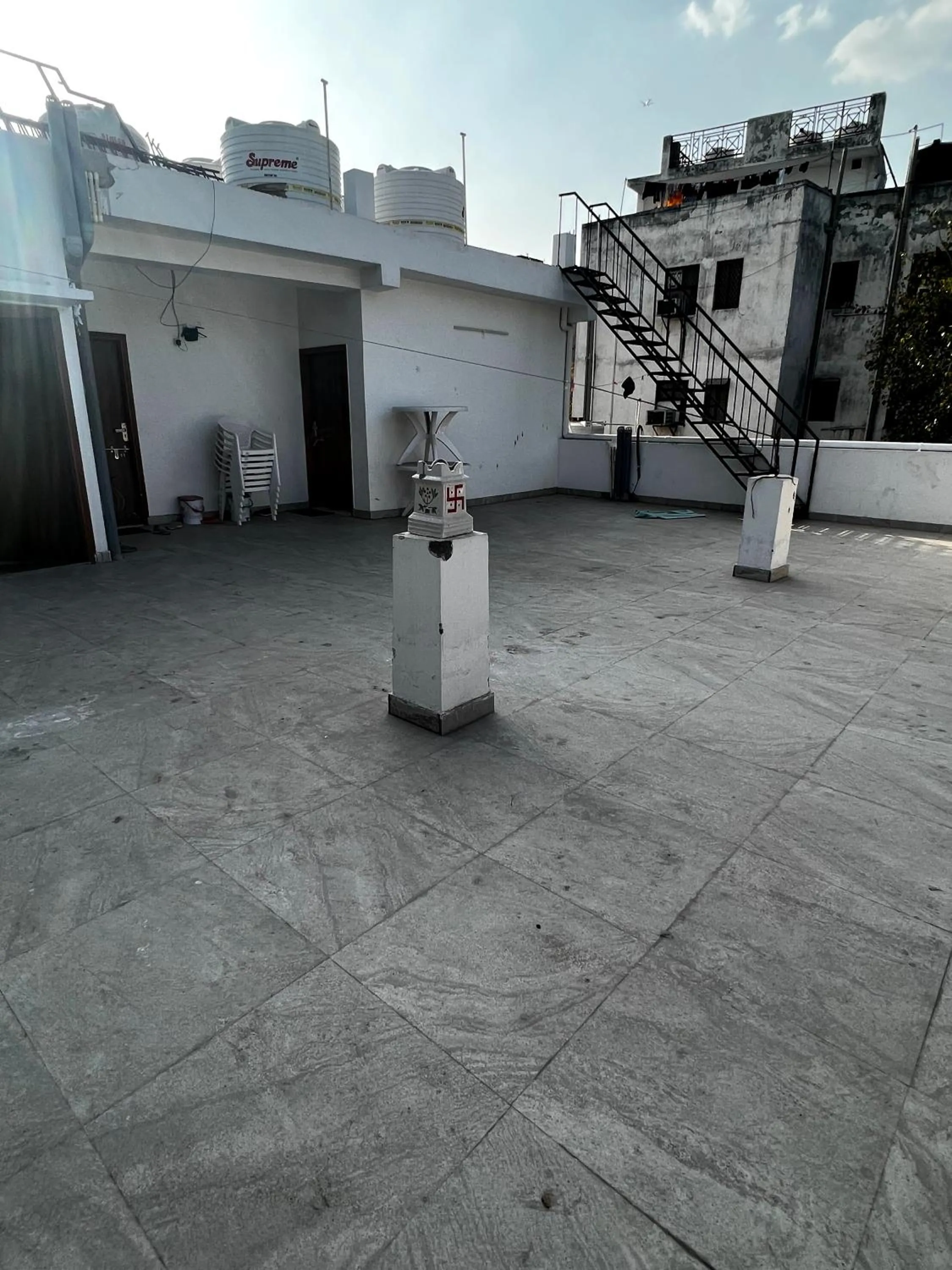 Day in Hotel Trending Stay