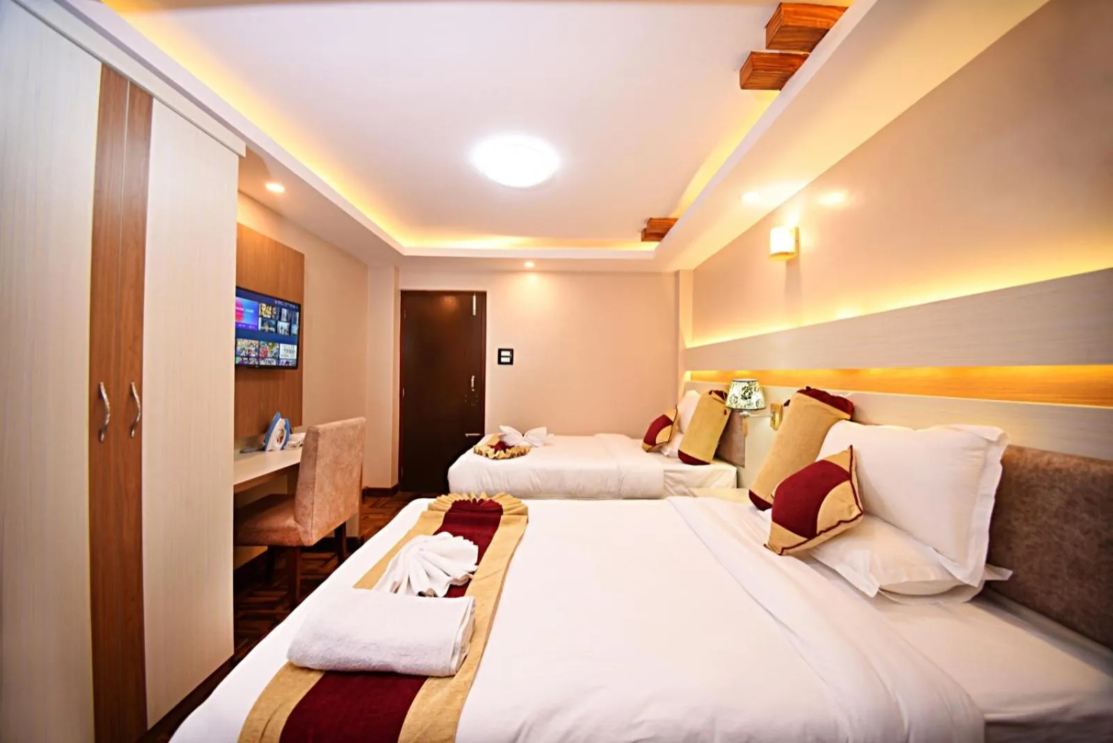 Bed in Alpine Apartment and Homestay