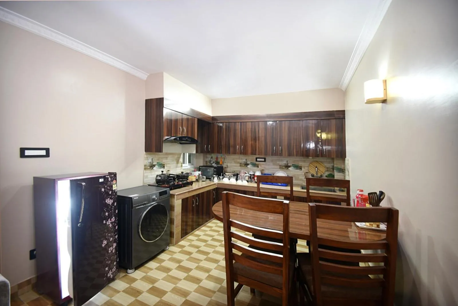 Alpine Apartment and Homestay